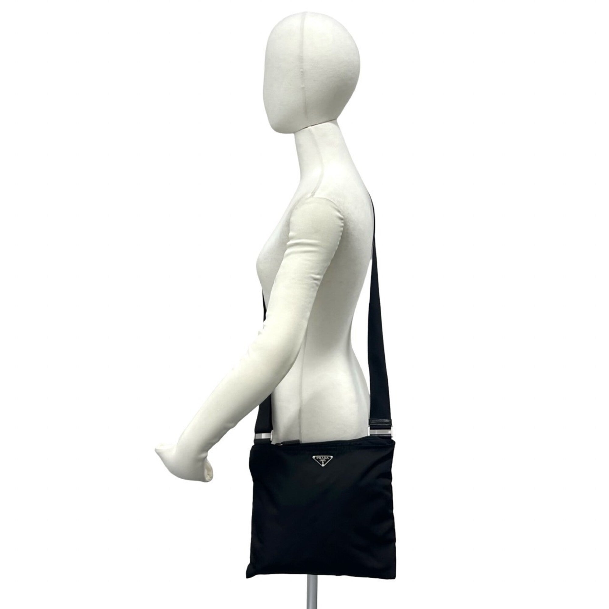 Prada Black Nylon Pochette Shoulder Bag (Pre-Owned)