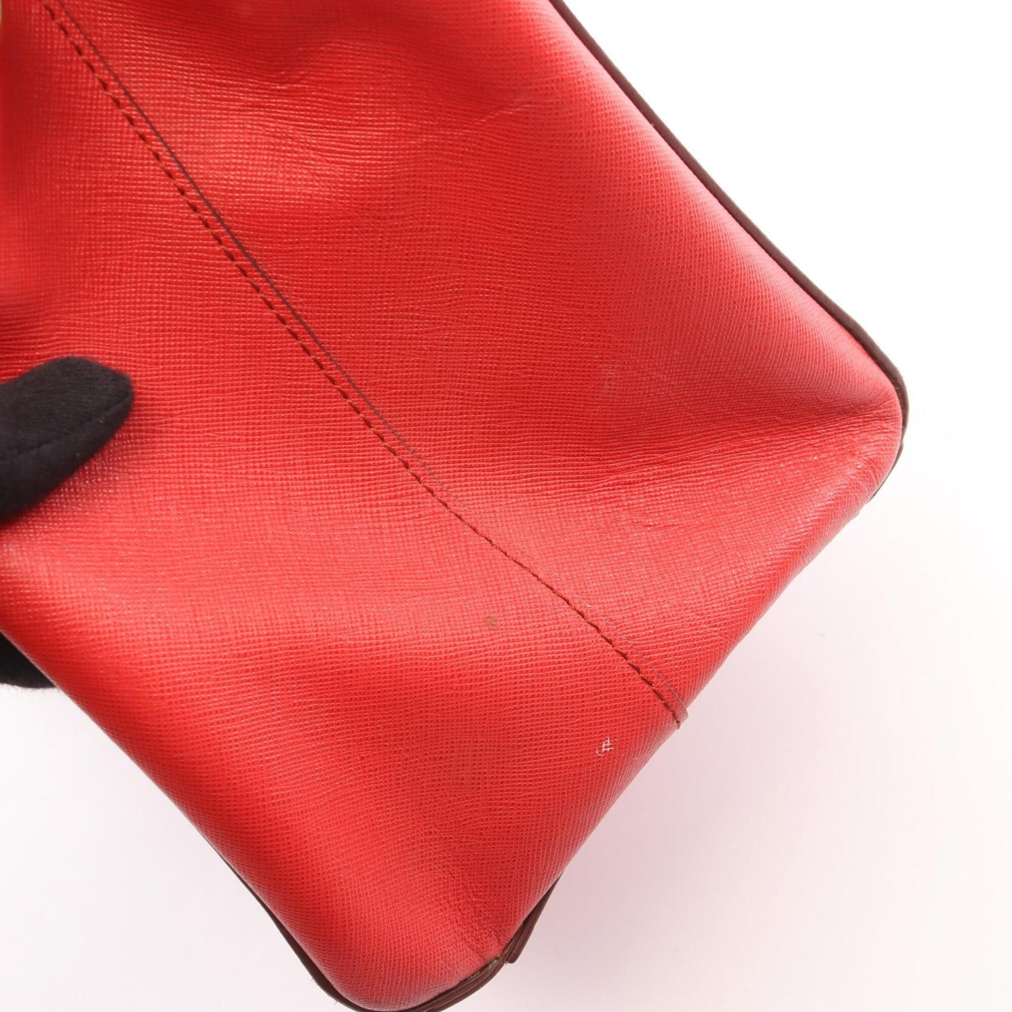 Mcm Red Color Leather Handbag (Pre-Owned)