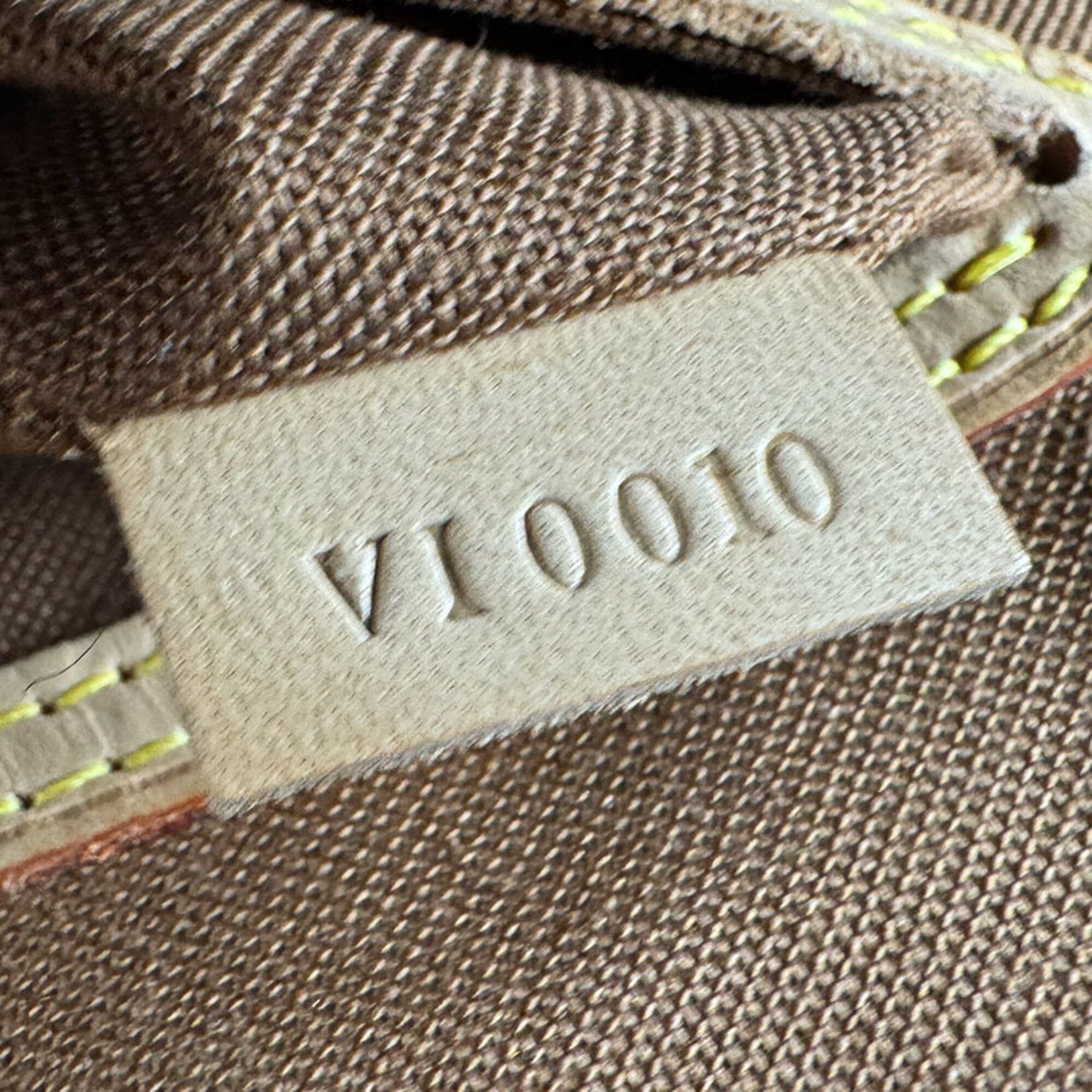 Louis Vuitton Brown Monogram Monogram Handbag (Pre-Owned)