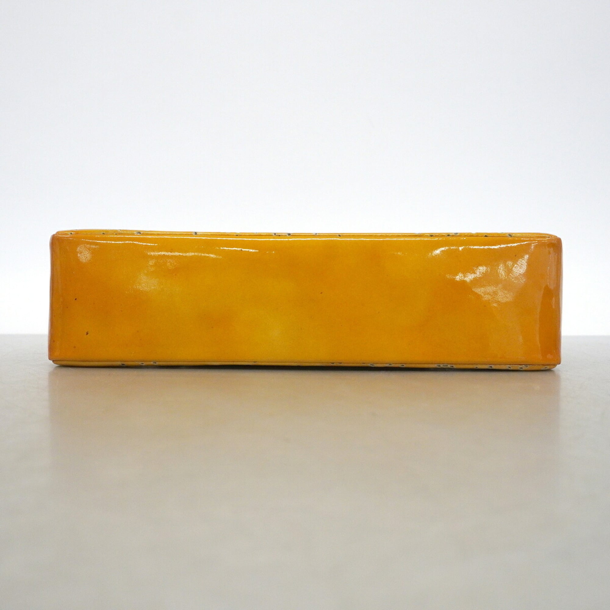 Chanel Yellow Patent Leather Shoulder Bag (Pre-Owned)
