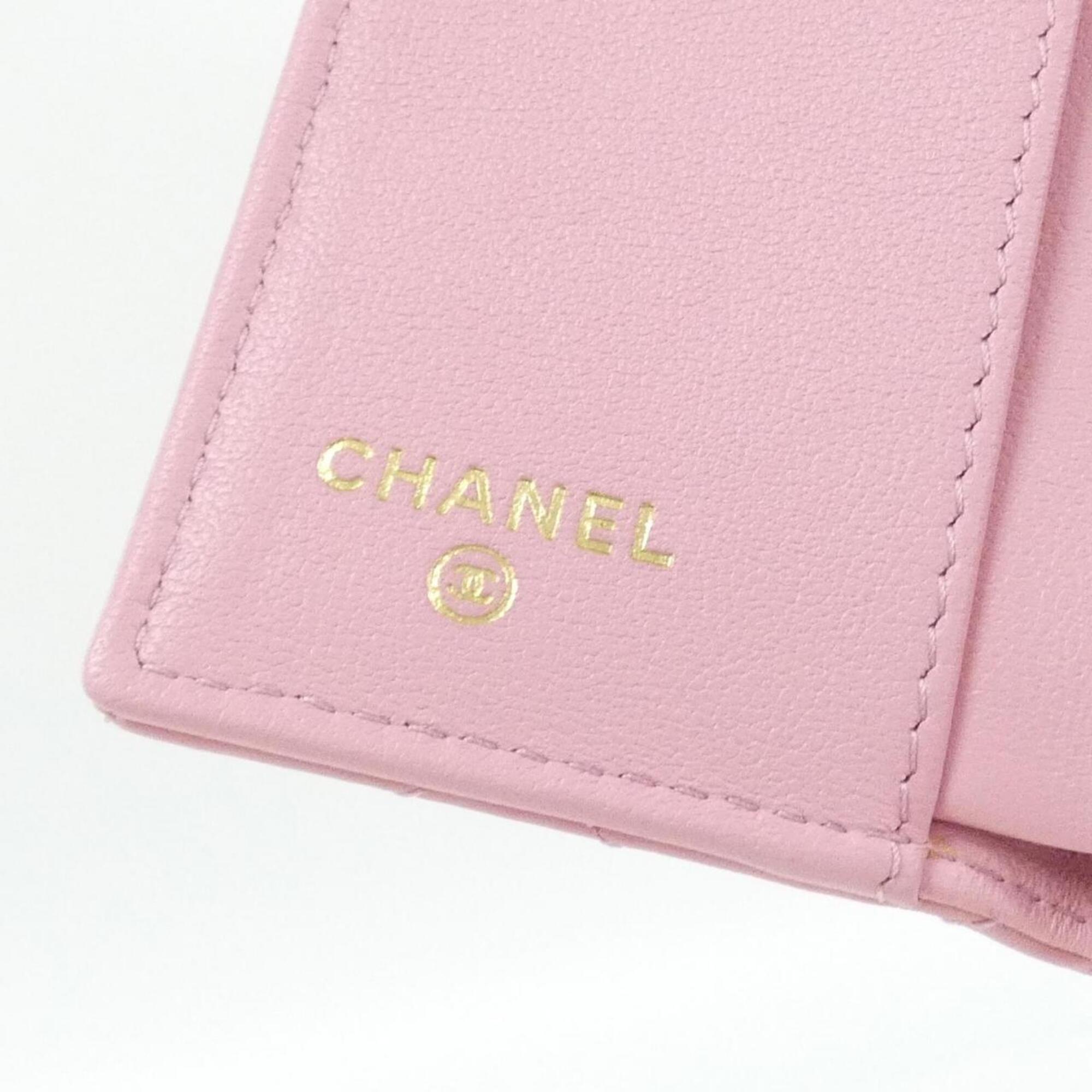 Chanel Pink Leather Wallet (Tri-Fold) (Pre-Owned)