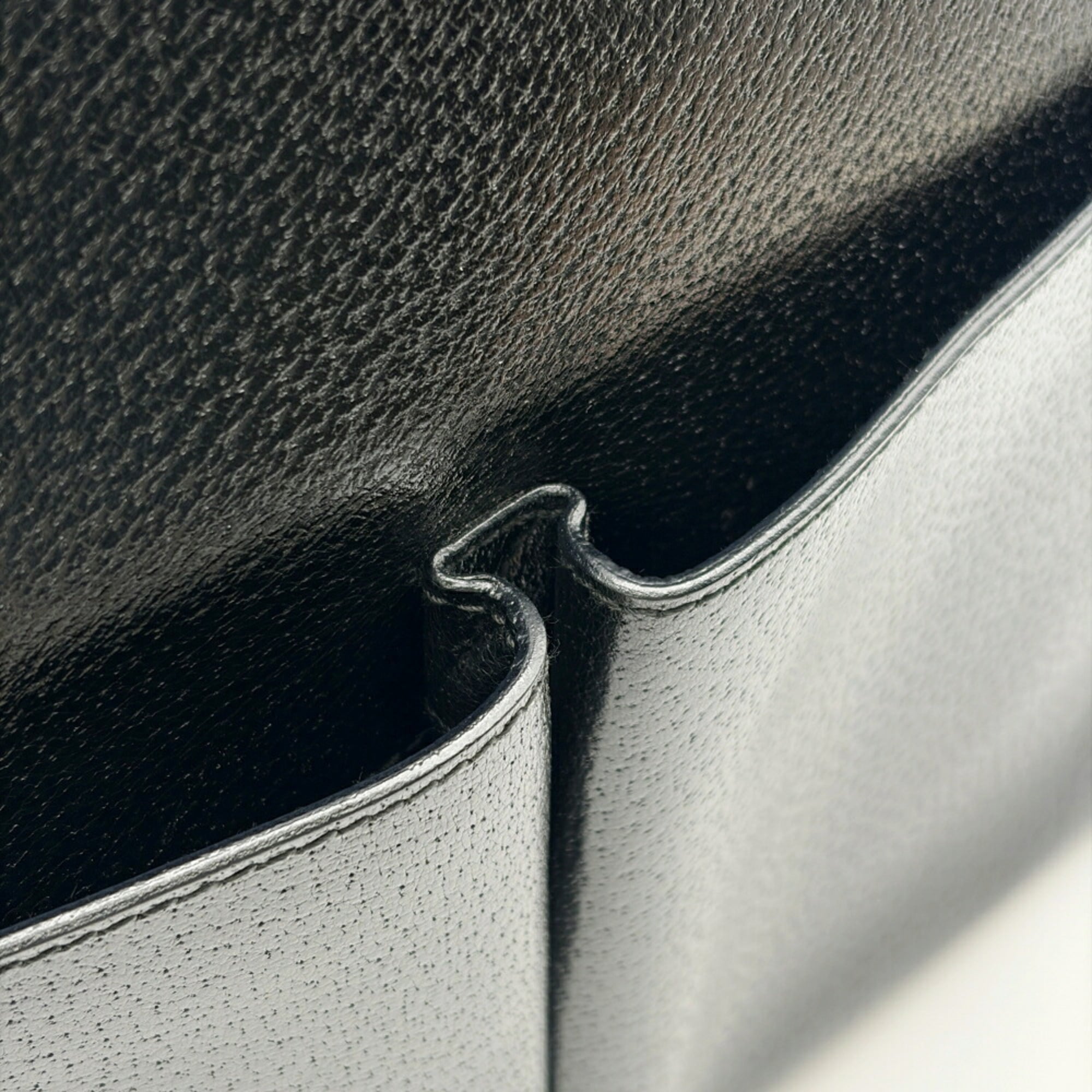 Gucci Black Leather Tote Bag (Pre-Owned)