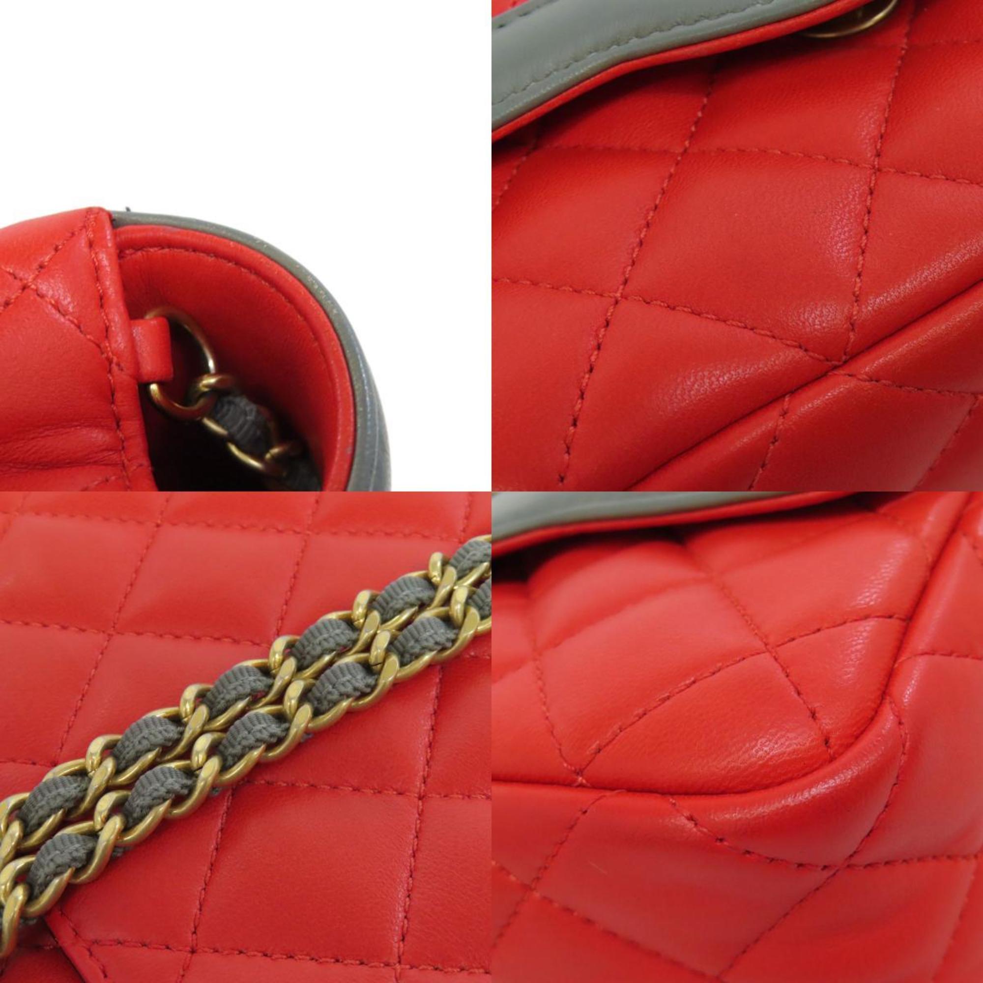 Chanel Gray Red Color Leather Shoulder Bag (Pre-Owned)