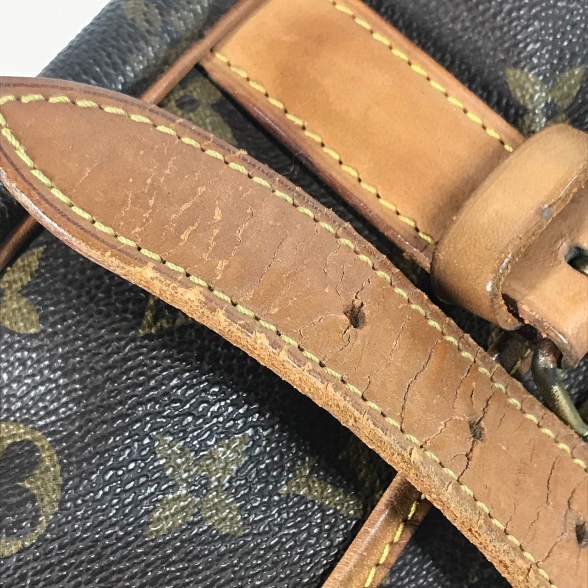 Louis Vuitton Brown Monogram Canvas Shoulder Bag (Pre-Owned)