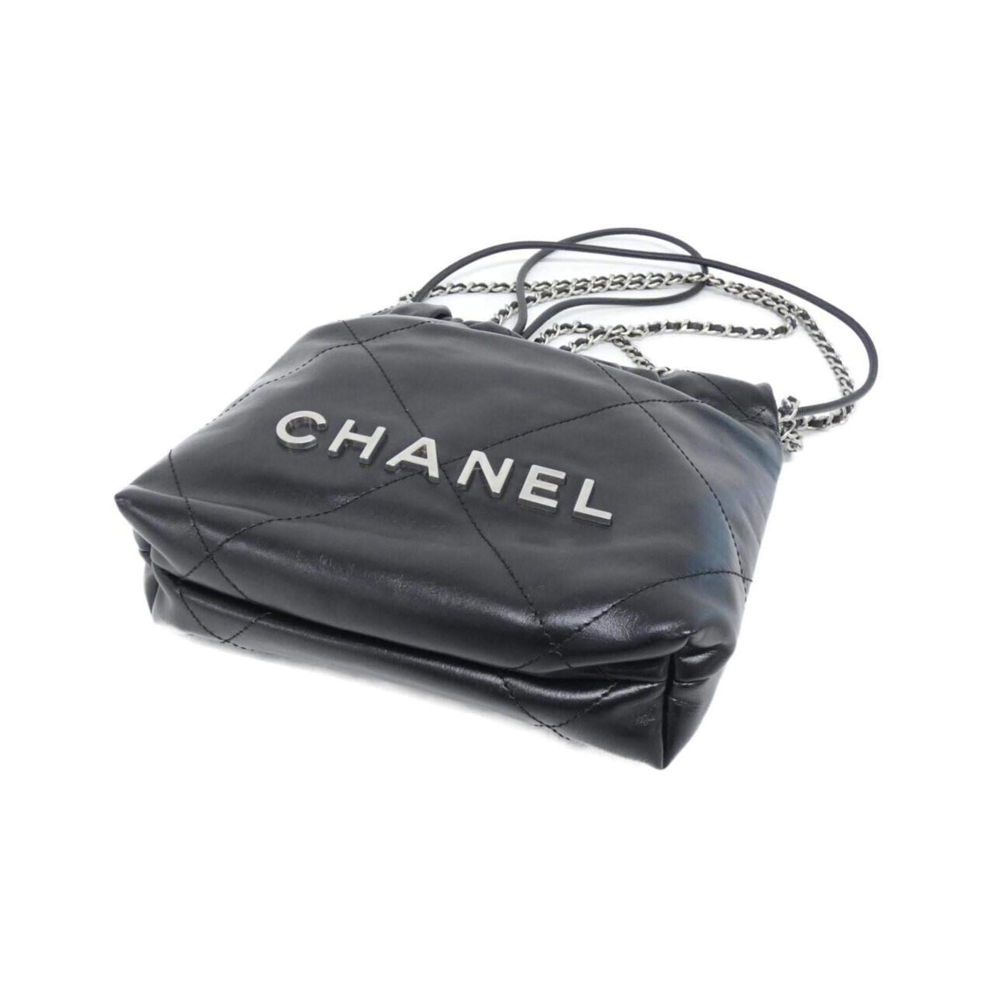 Chanel Black Leather Handbag (Pre-Owned)