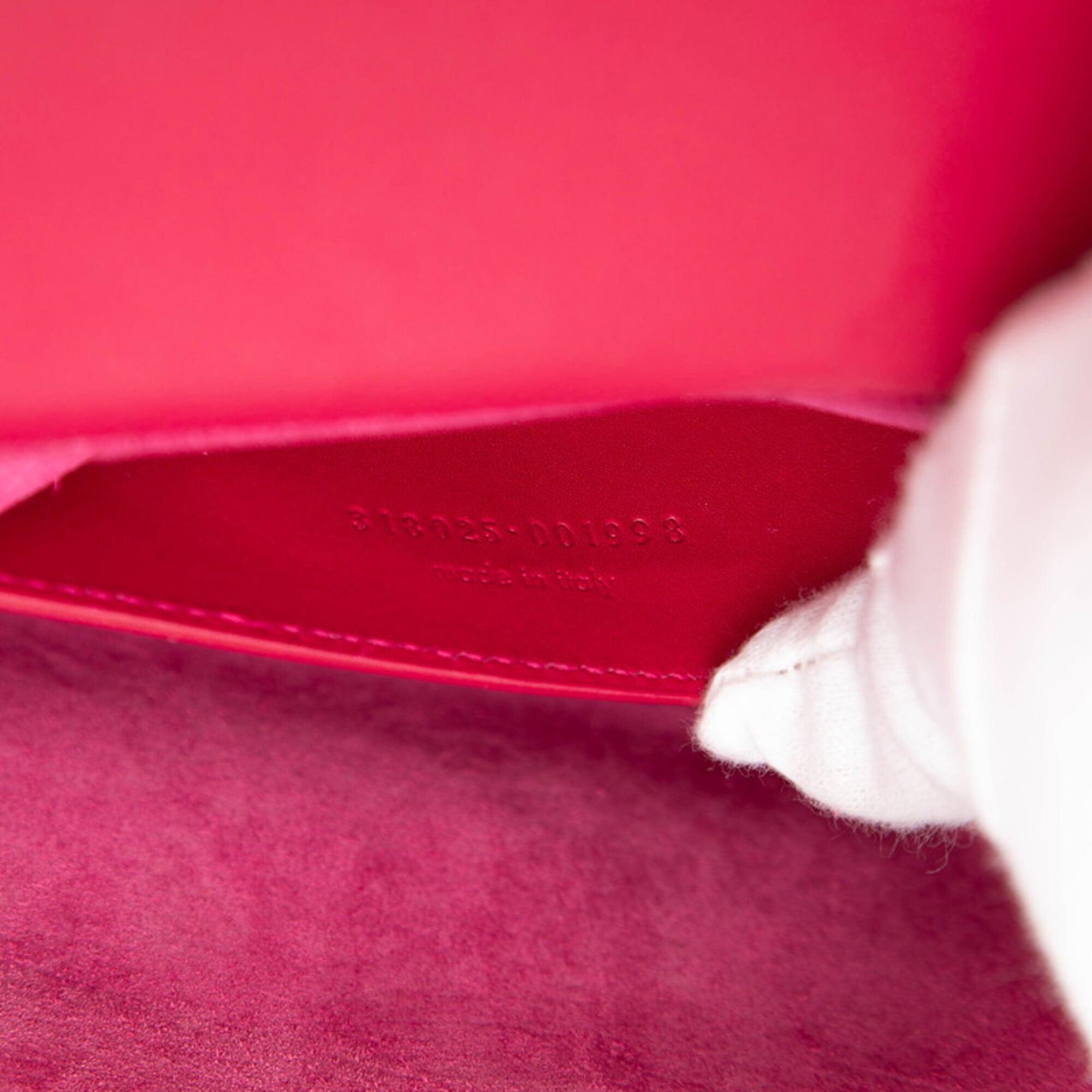 Saint Laurent Red Color Leather Shoulder Bag (Pre-Owned)