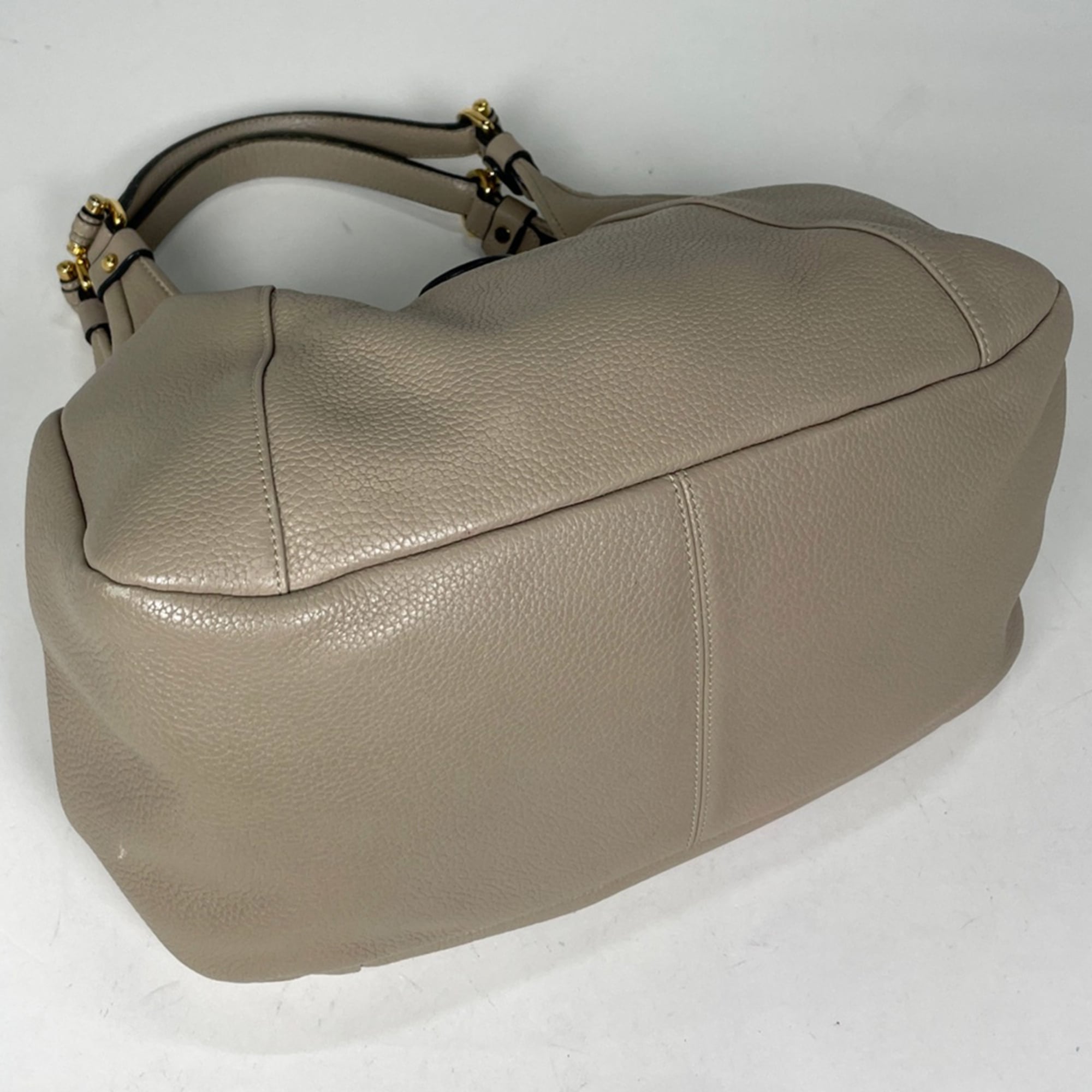 Loewe Beige Leather Shoulder Bag (Pre-Owned)