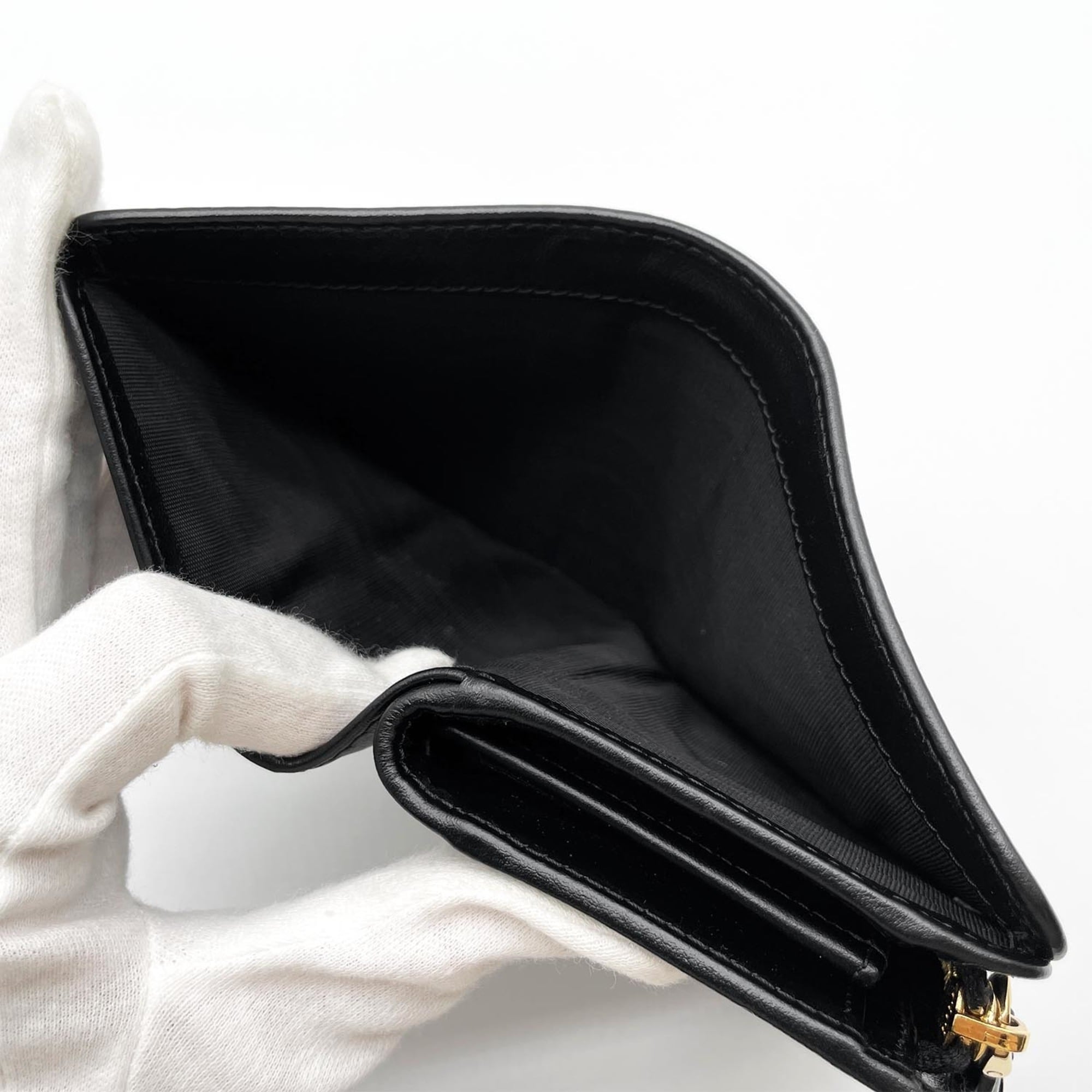 Prada Black Leather Wallet (Bi-Fold) (Pre-Owned)