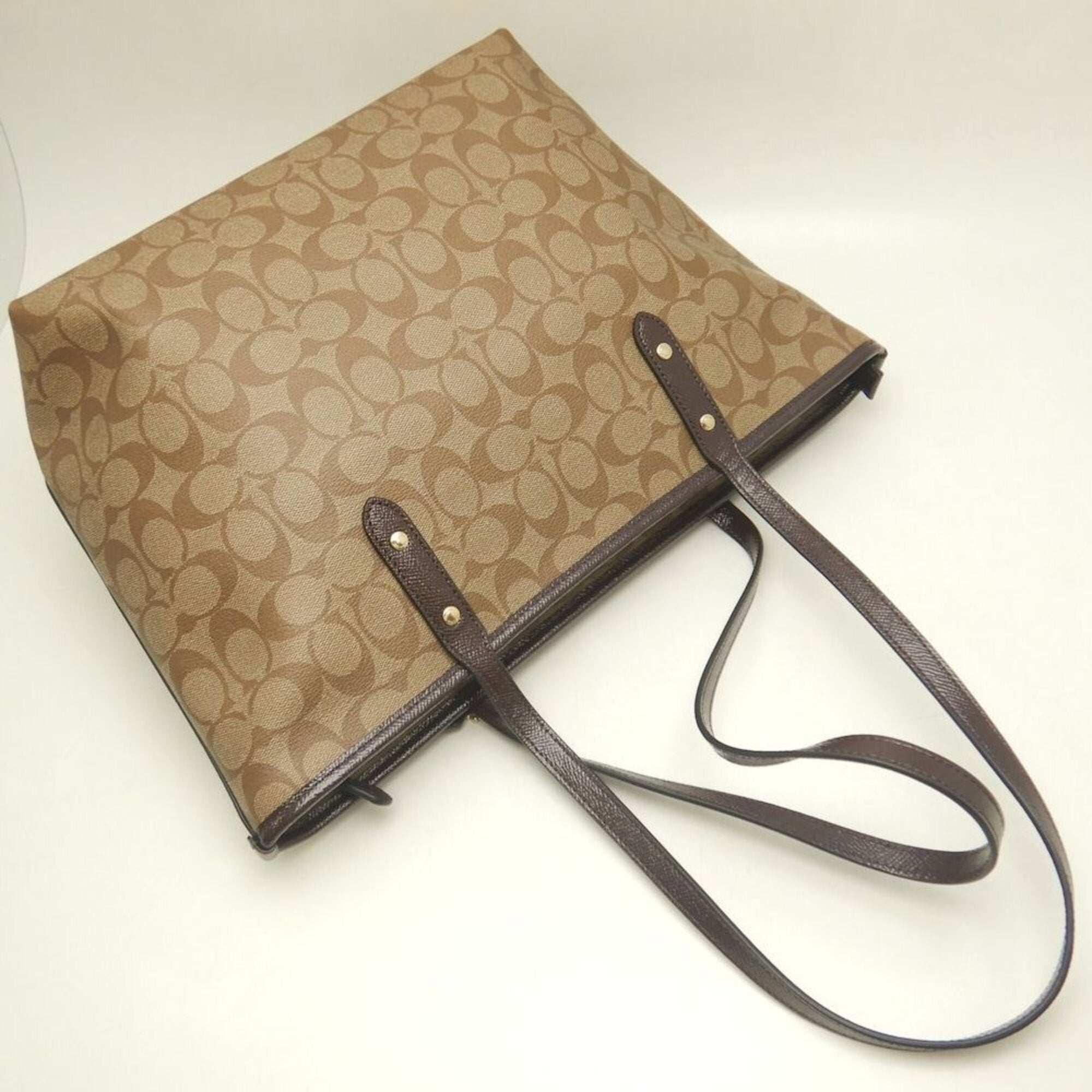 Coach Signature Beige Coated Canvas Tote Bag (Pre-Owned)