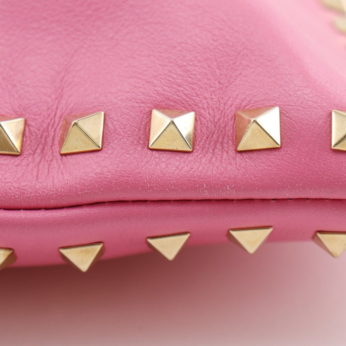 Valentino Pink Leather Clutch Bag (Pre-Owned)