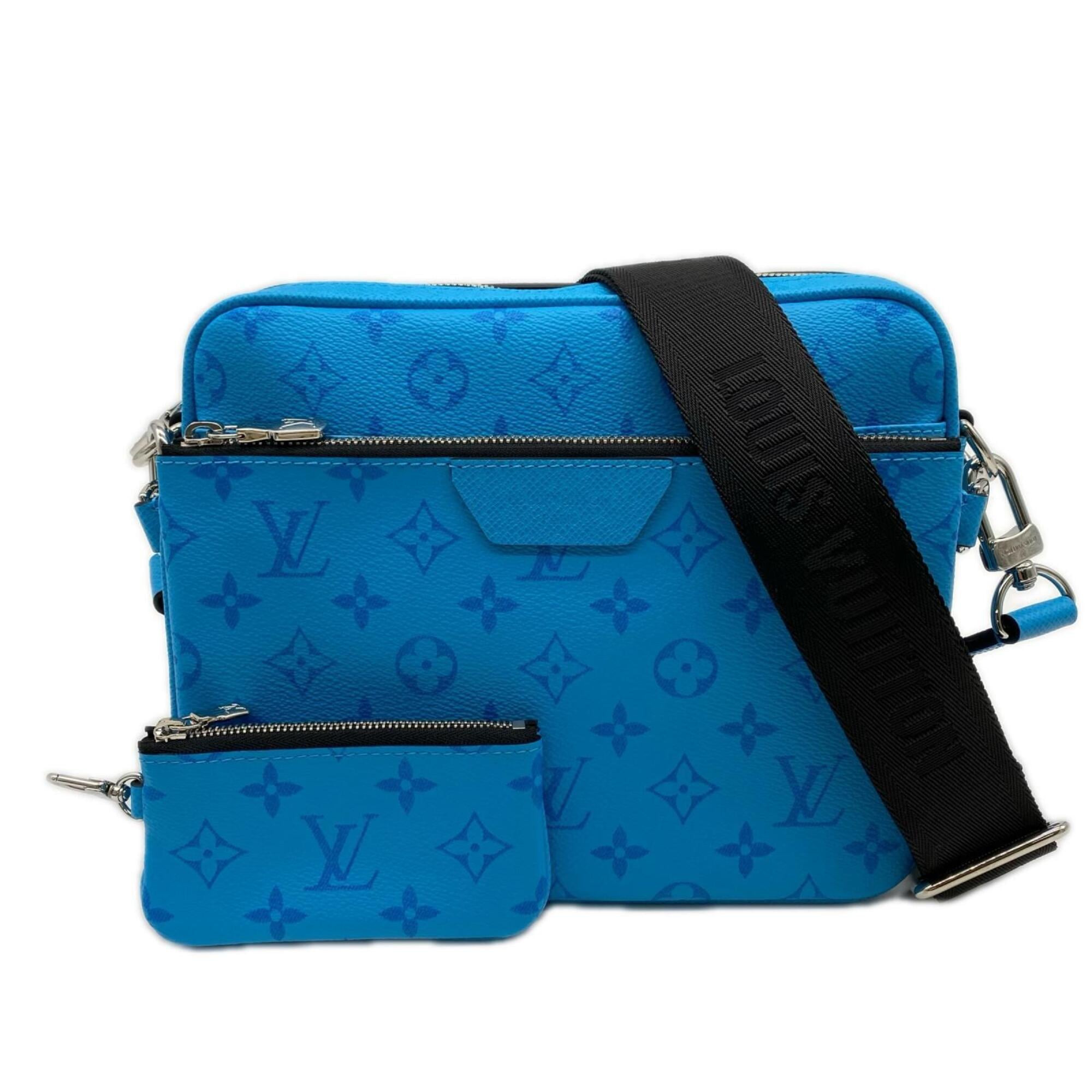 Louis Vuitton Taigarama Blue Leather Shoulder Bag Sling Bag (Pre-Owned)