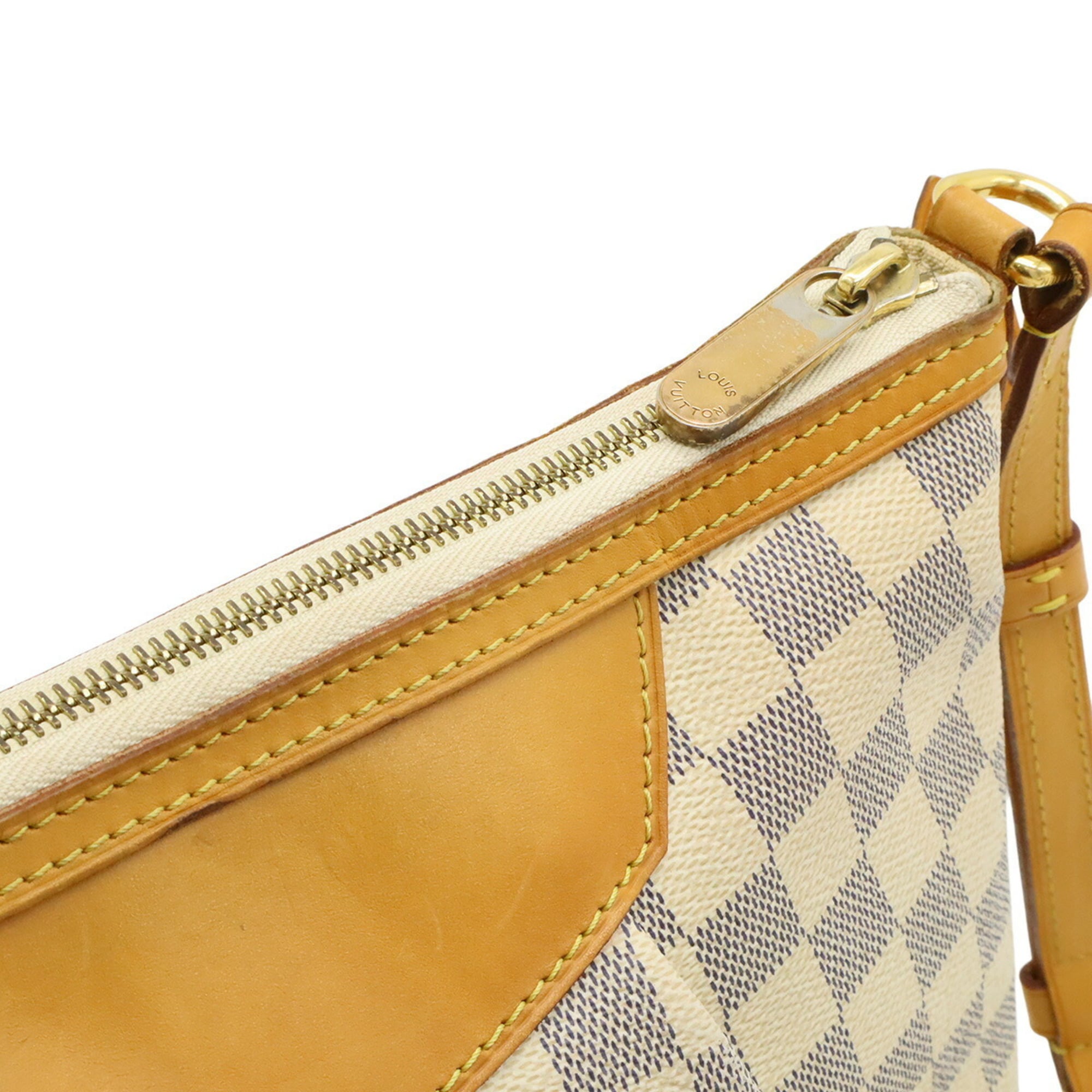Louis Vuitton Ivory Canvas Shoulder Bag (Pre-Owned)