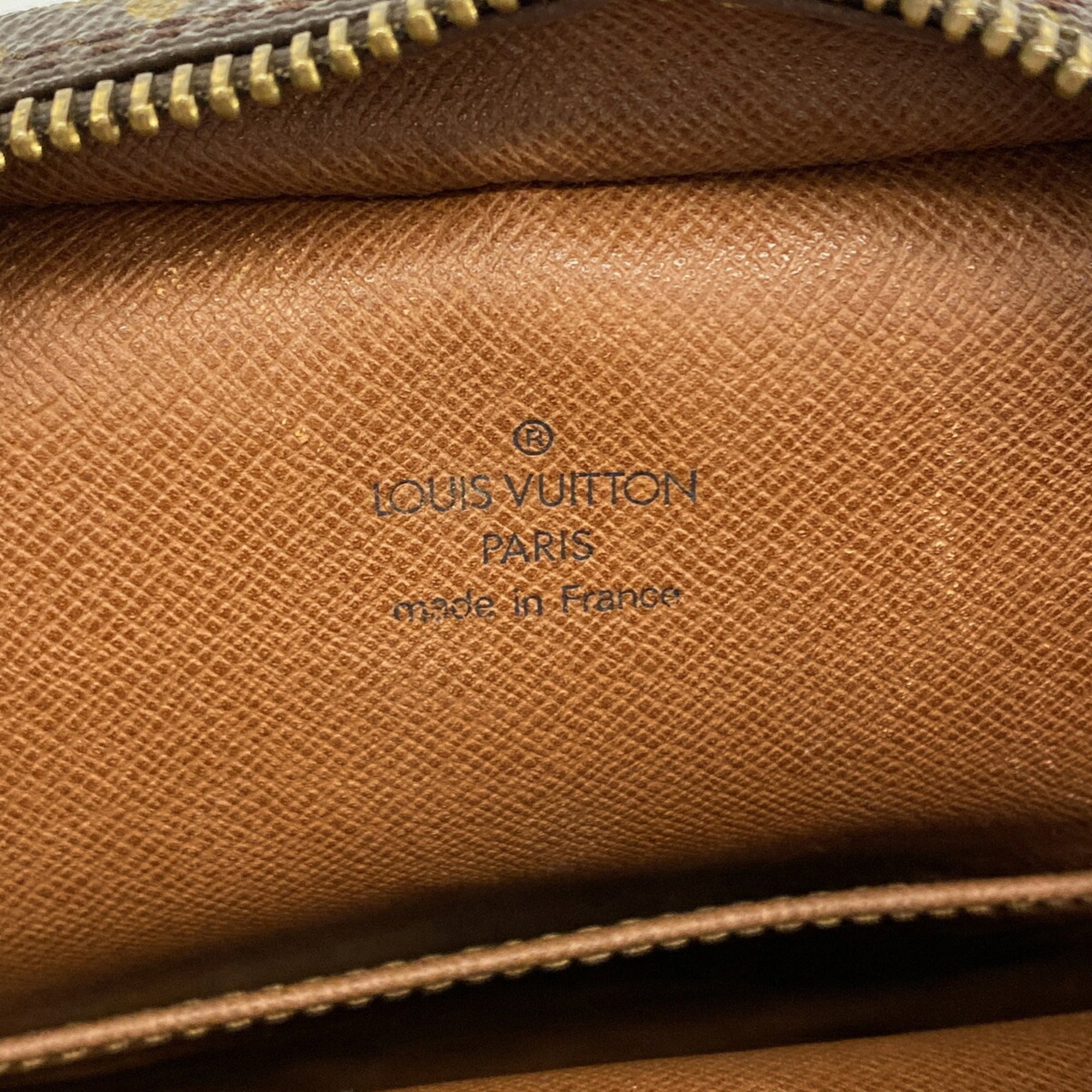 Louis Vuitton Brown Shoulder Bag (Pre-Owned)