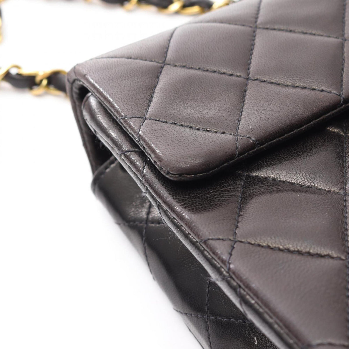 Chanel Black Leather Handbag Shoulder Bag (Pre-Owned)