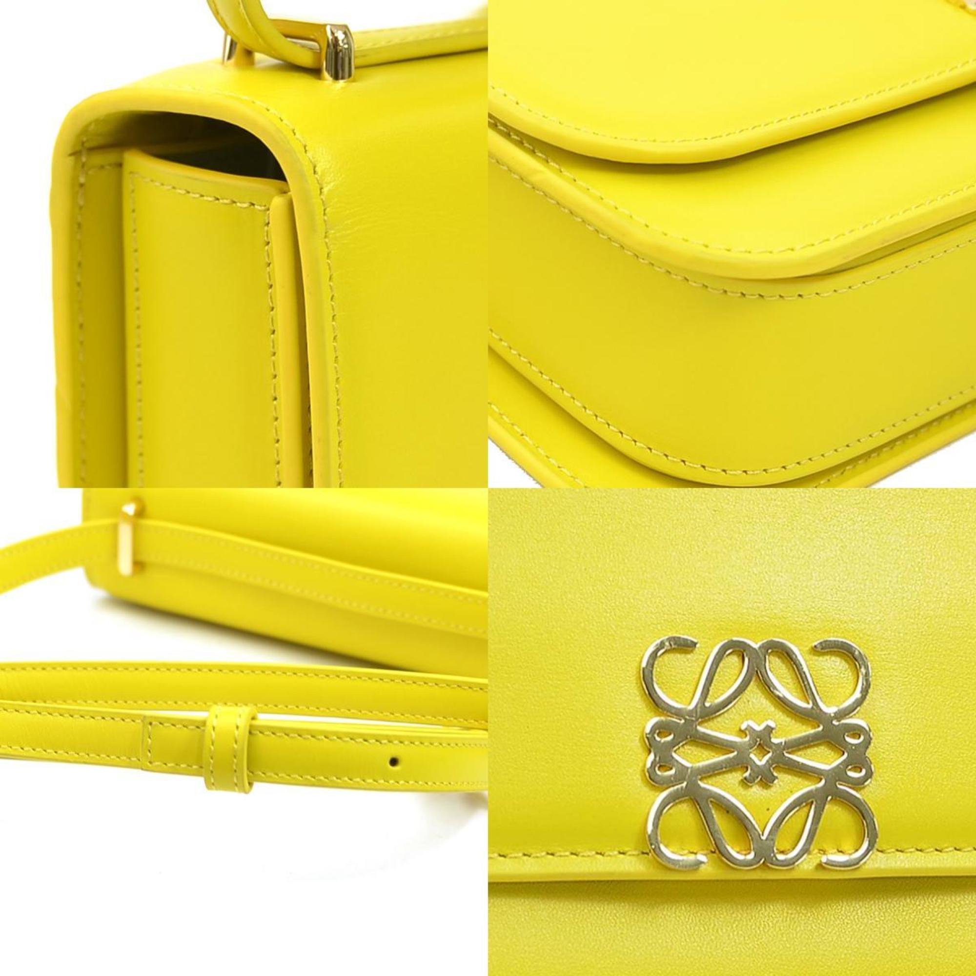 Loewe Yellow Leather Shoulder Bag (Pre-Owned)