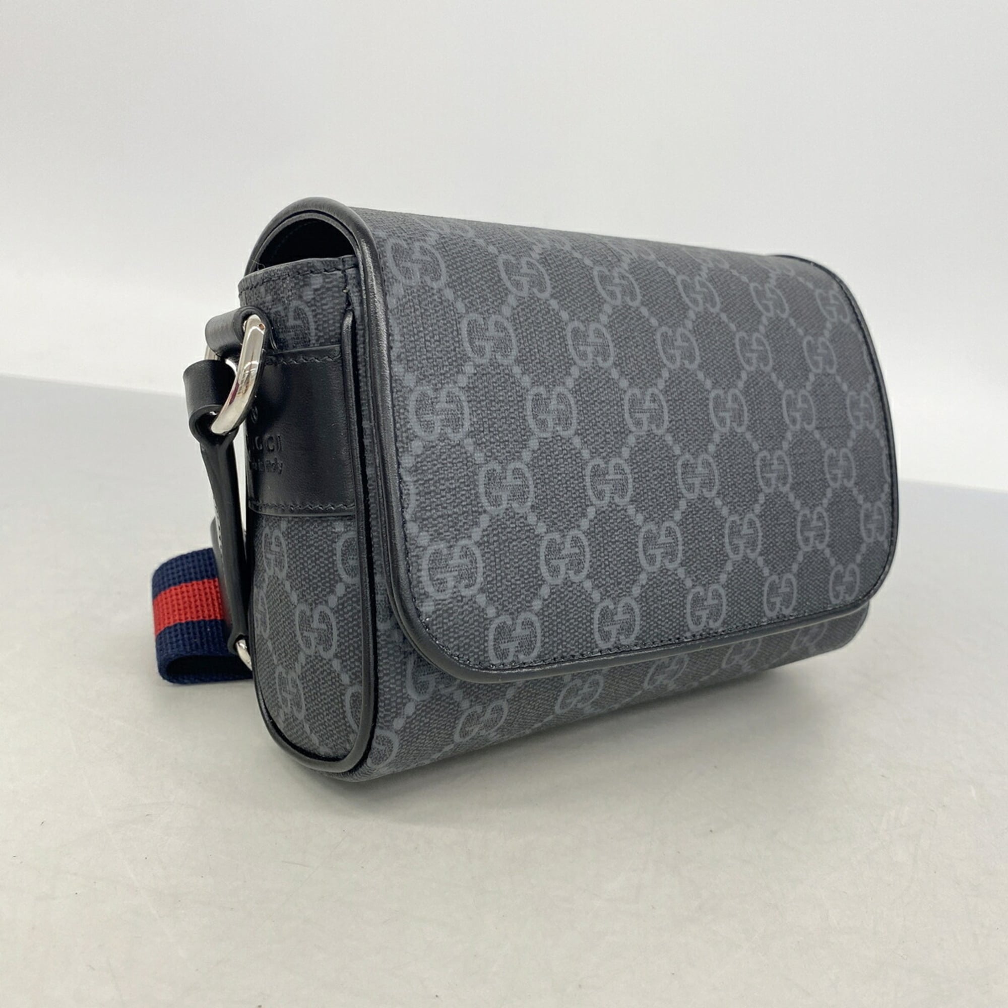 Gucci Black Pvc Shoulder Bag (Pre-Owned)