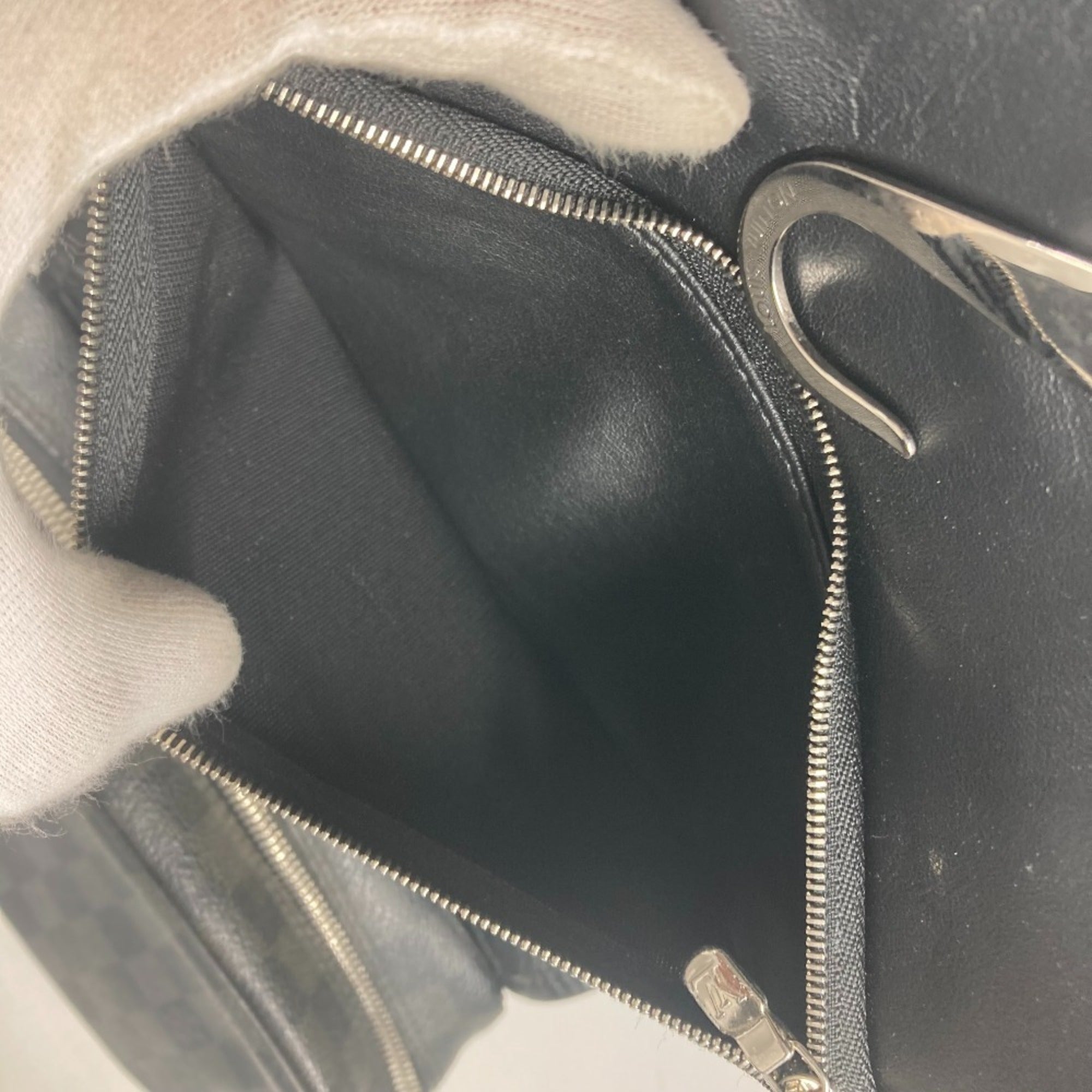 Louis Vuitton Damier Graphite Black Damier Graphite Pouch (Pre-Owned)