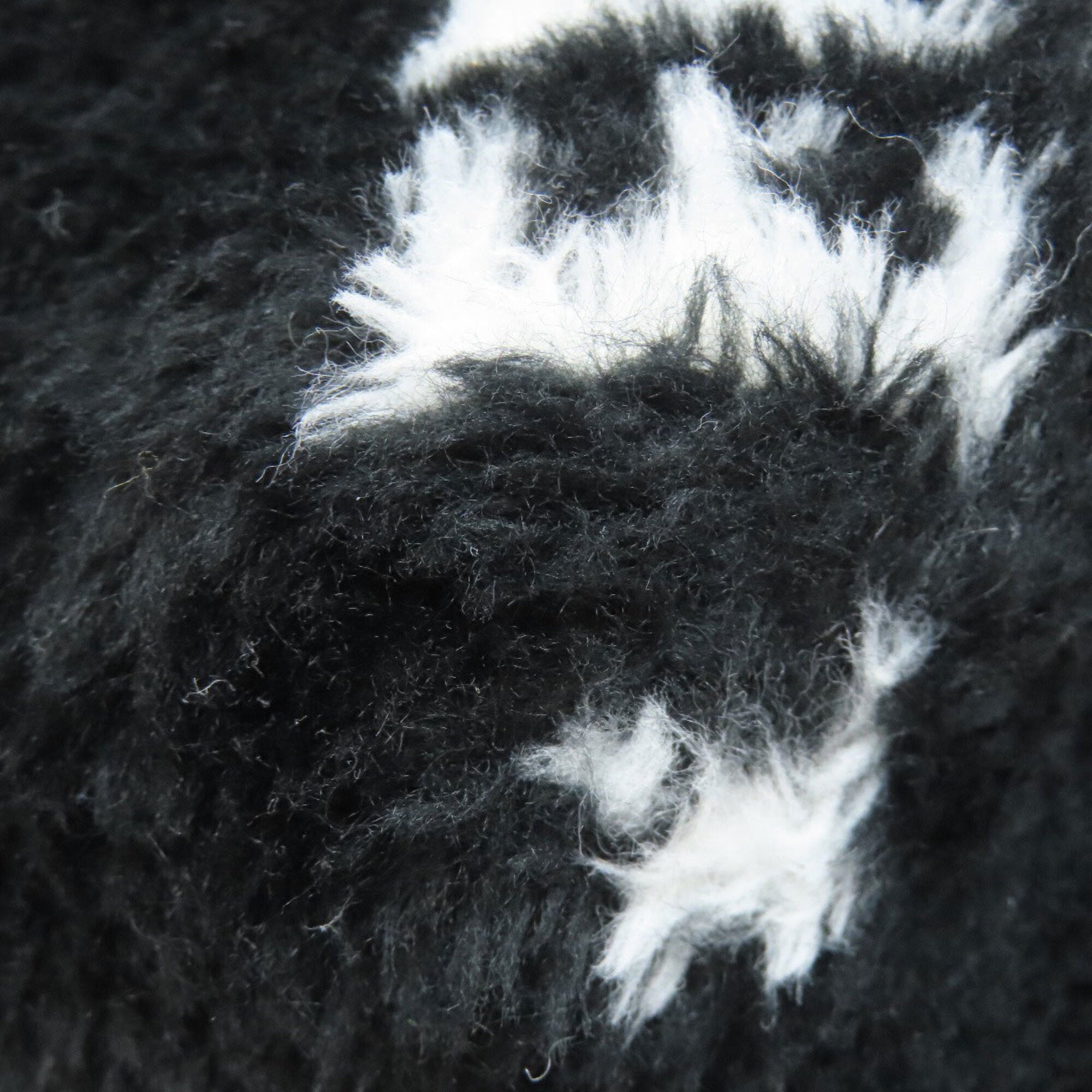 Balenciaga Black Fur Handbag (Pre-Owned)