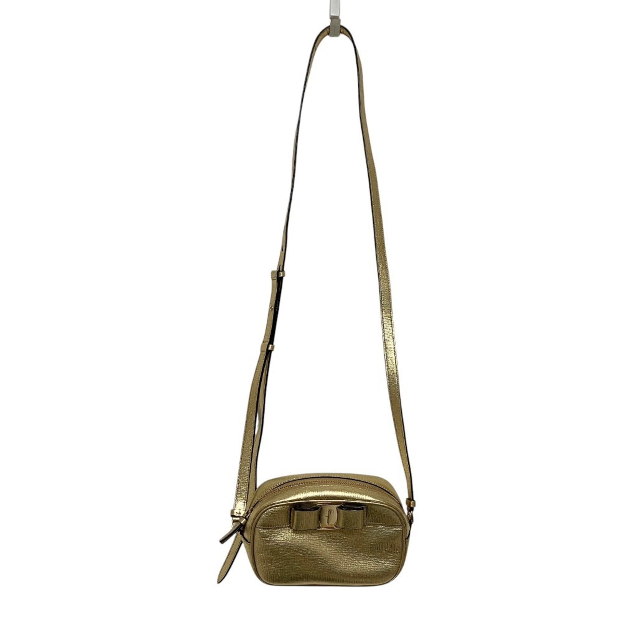 Salvatore Ferragamo Gold Shoulder Bag (Pre-Owned)