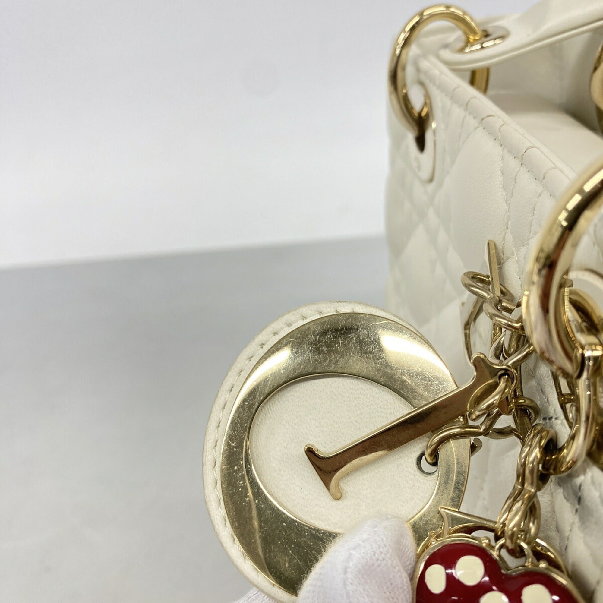 Christian Dior White Leather Handbag (Pre-Owned)
