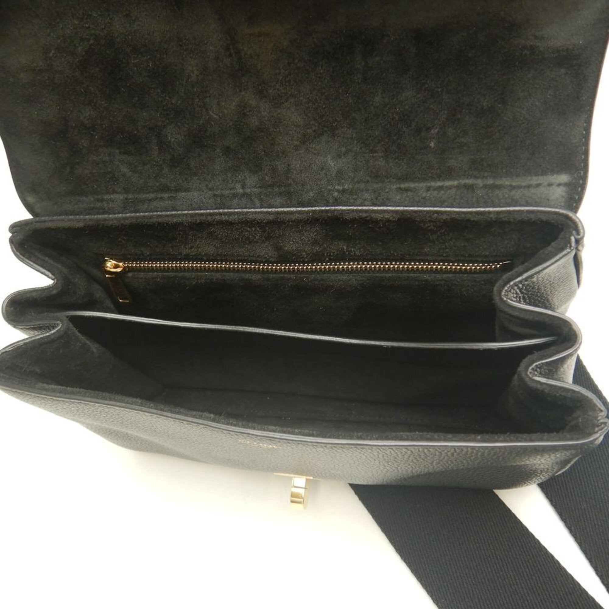 Celine Black Leather Shoulder Bag (Pre-Owned)