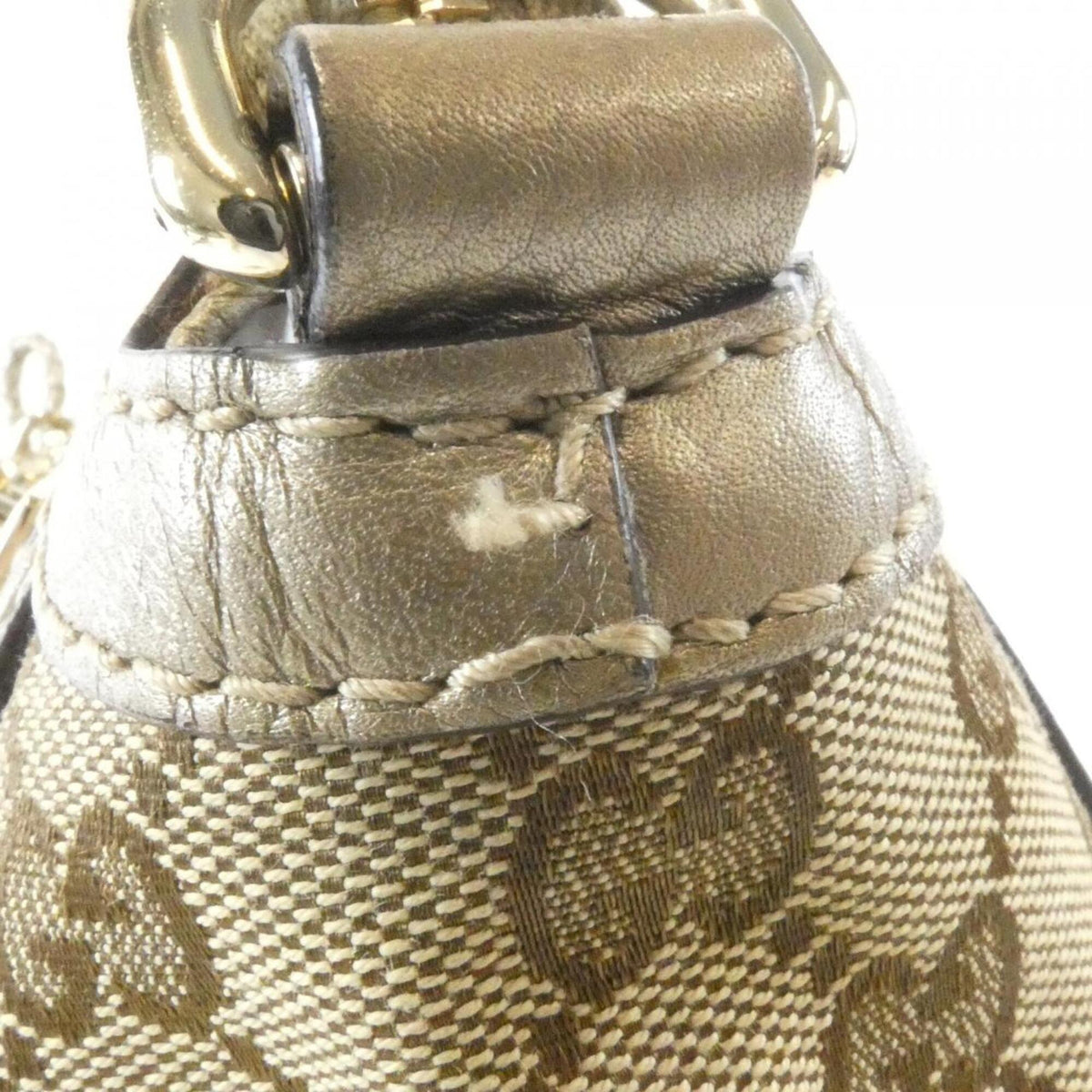 Gucci Beige Gg Canvas Leather Handbag (Pre-Owned)