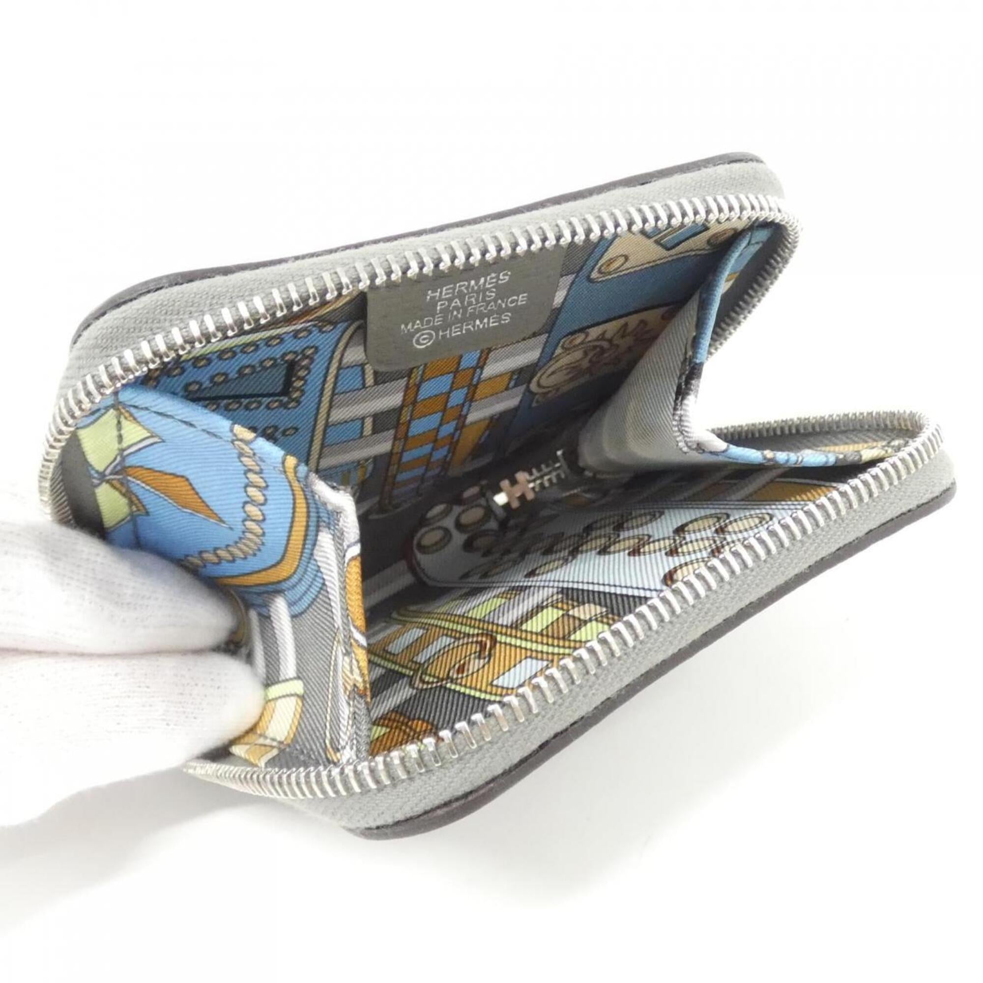 Hermes Gray Silk Coin Purse/Coin Case (Pre-Owned)
