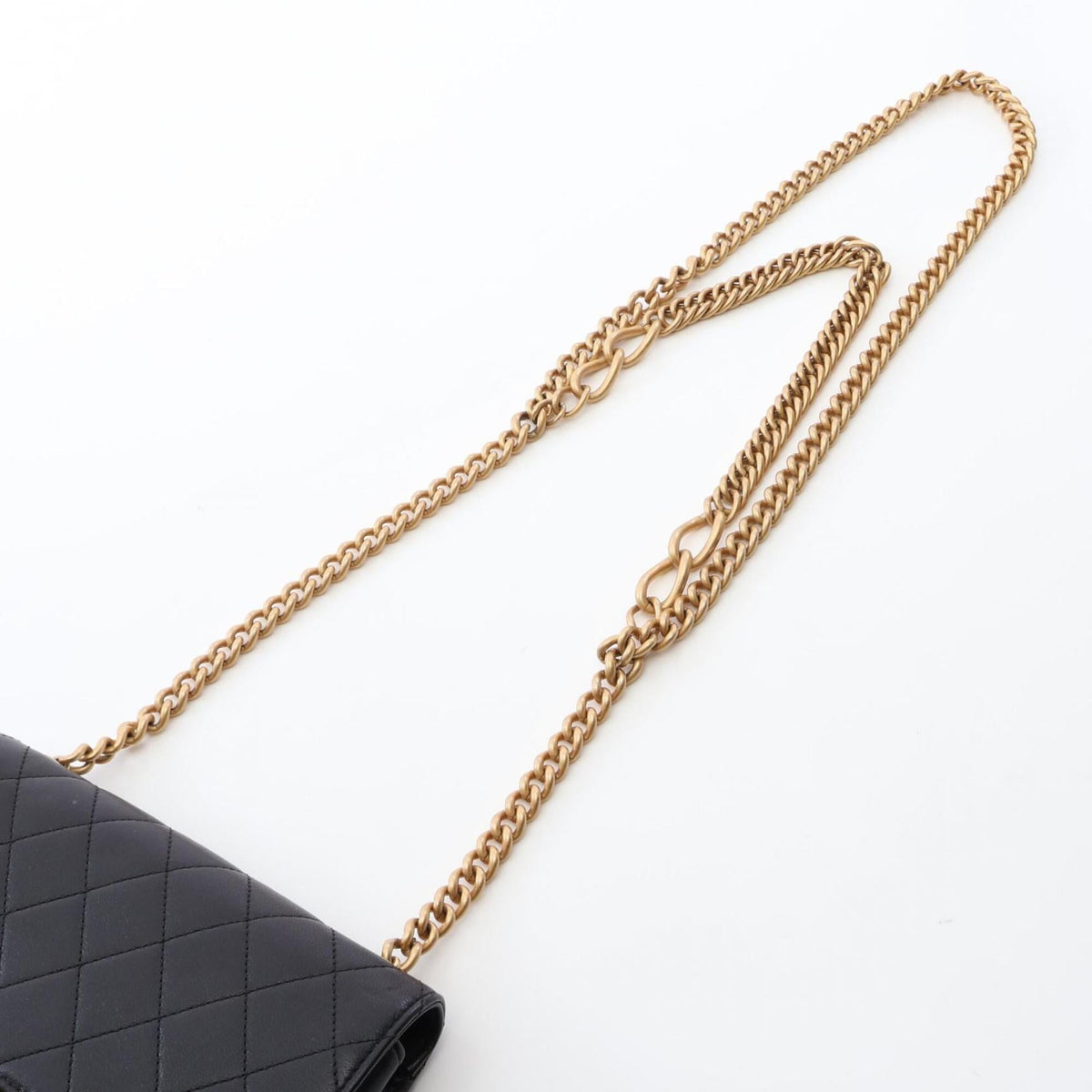 Chanel Black Leather Handbag Shoulder Bag (Pre-Owned)