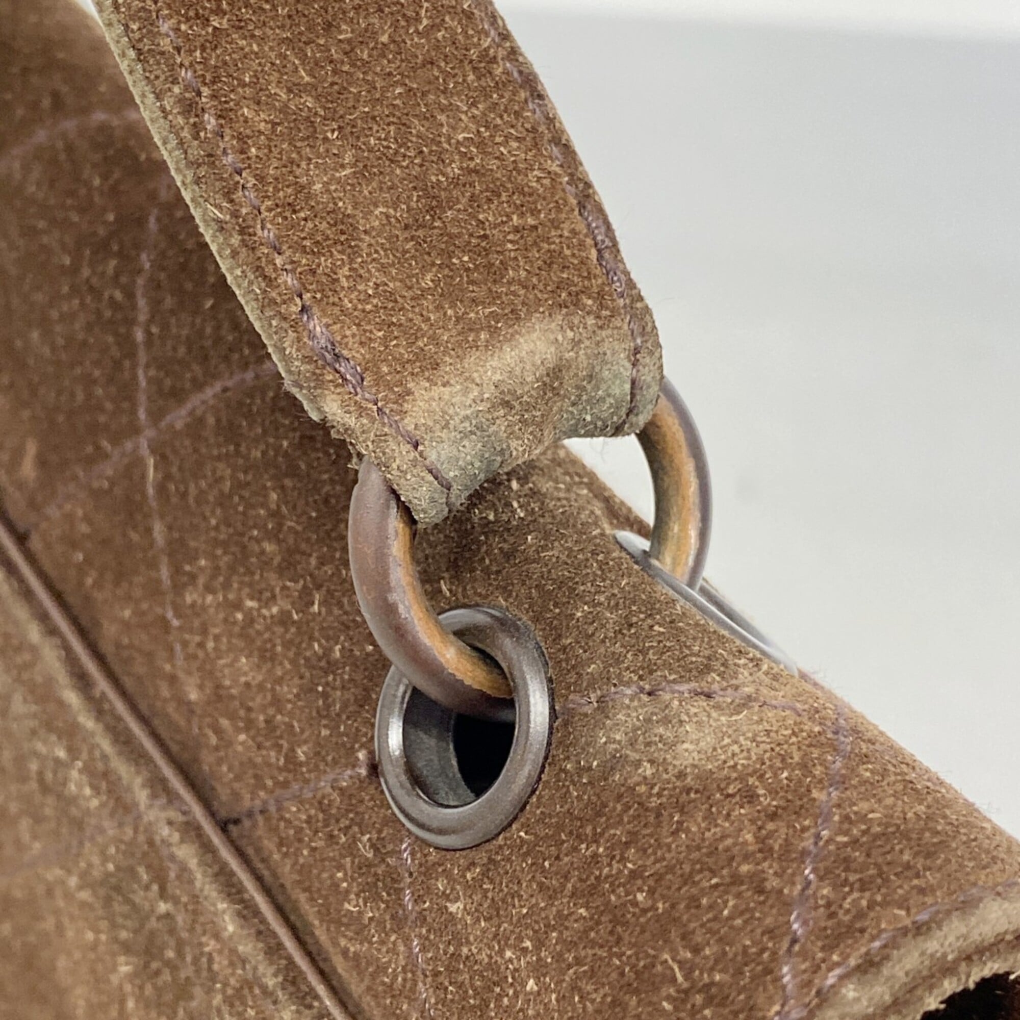Chanel Dark Brown Suede Shoulder Bag (Pre-Owned)