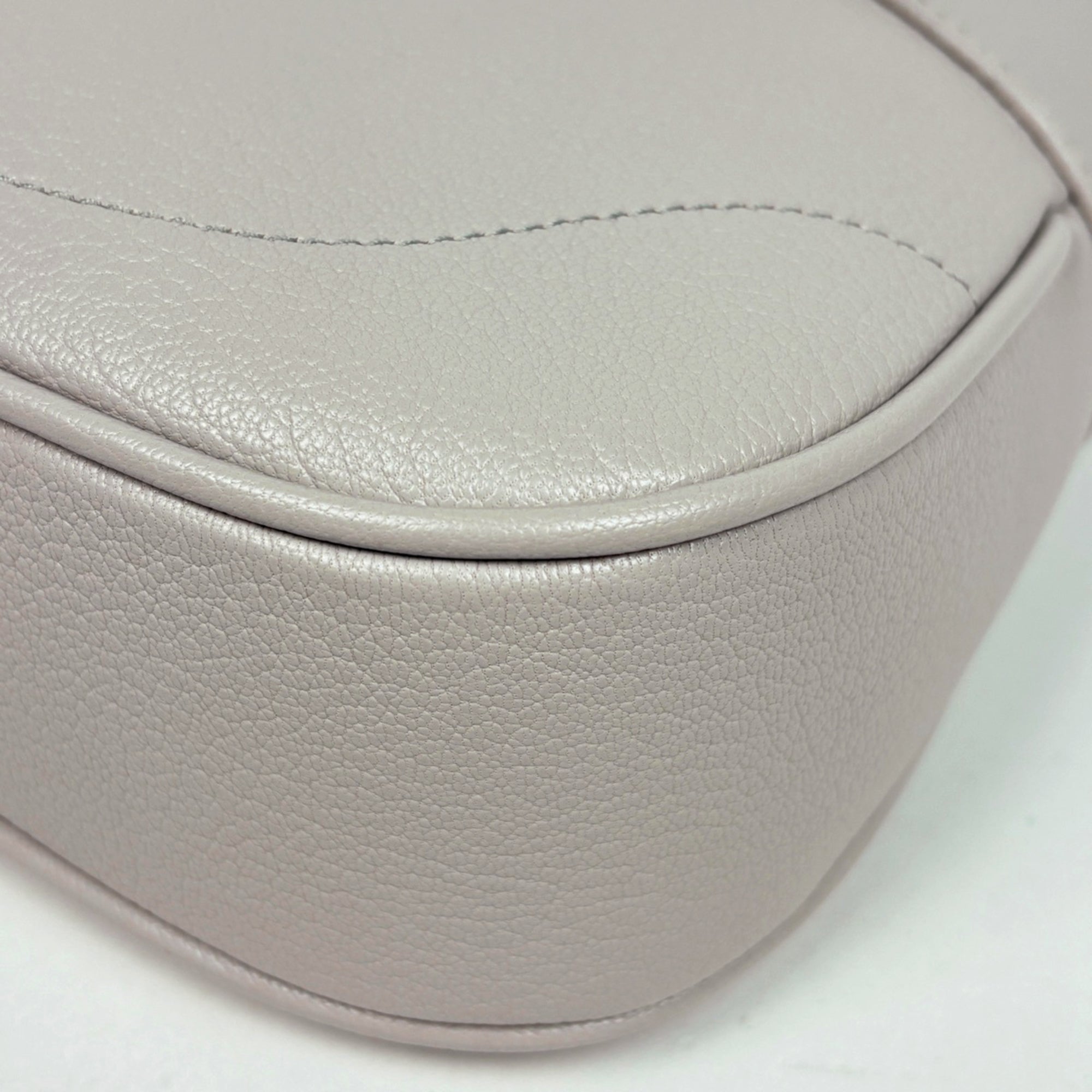 Gucci Ivory Leather Handbag Shoulder Bag (Pre-Owned)