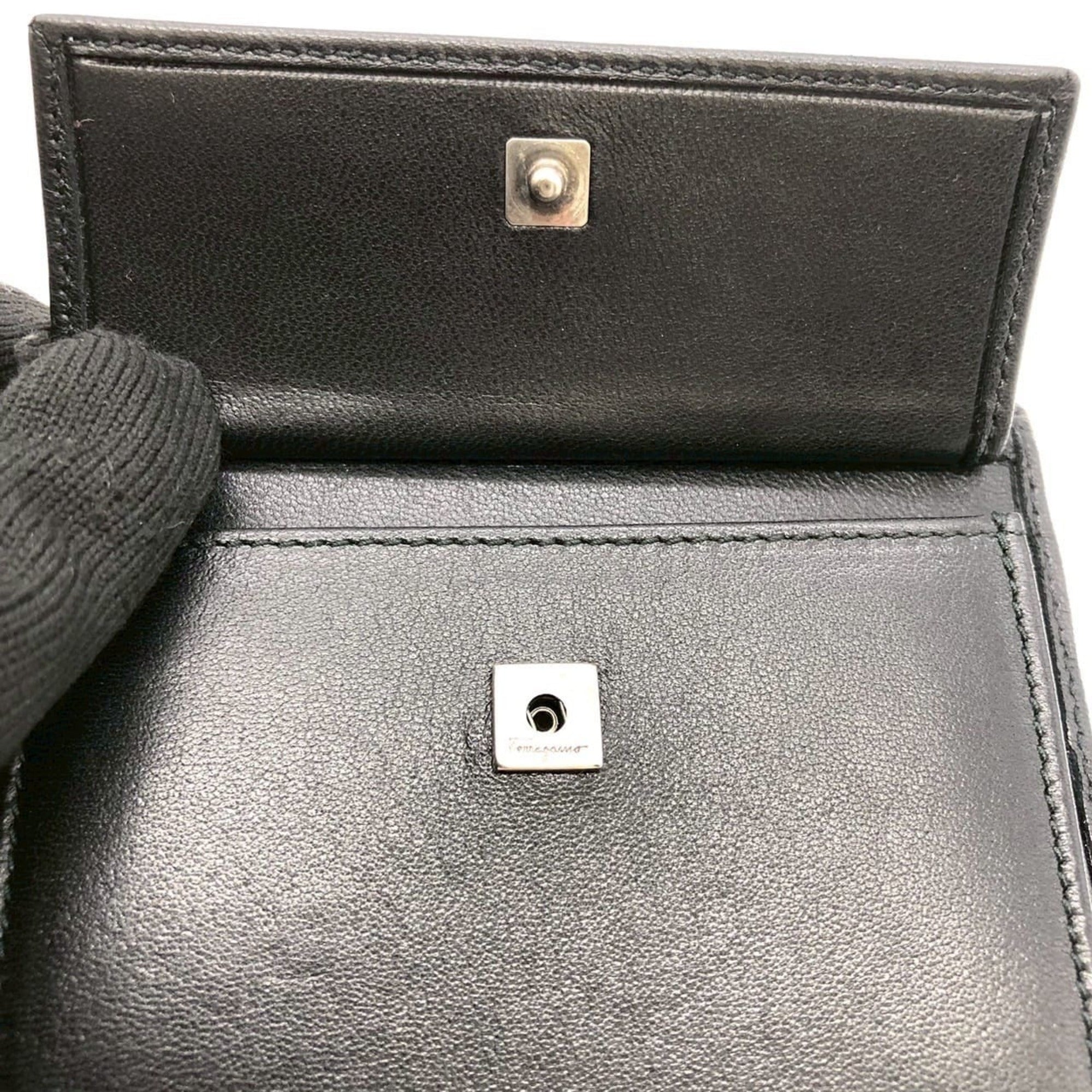 Salvatore Ferragamo Black Leather Wallet (Bi-Fold) (Pre-Owned)