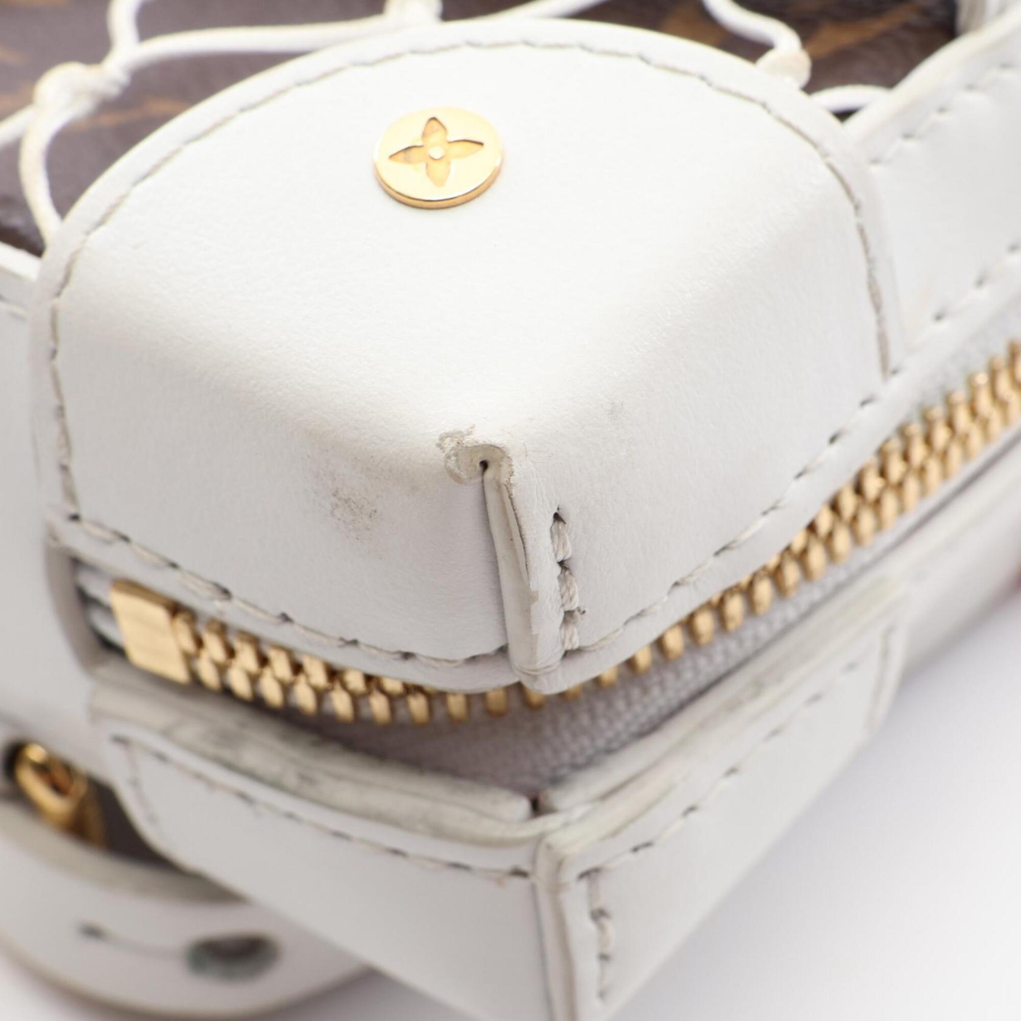Louis Vuitton Brown Monogram White Monogram Leather Fanny Pack Handbag (Pre-Owned)