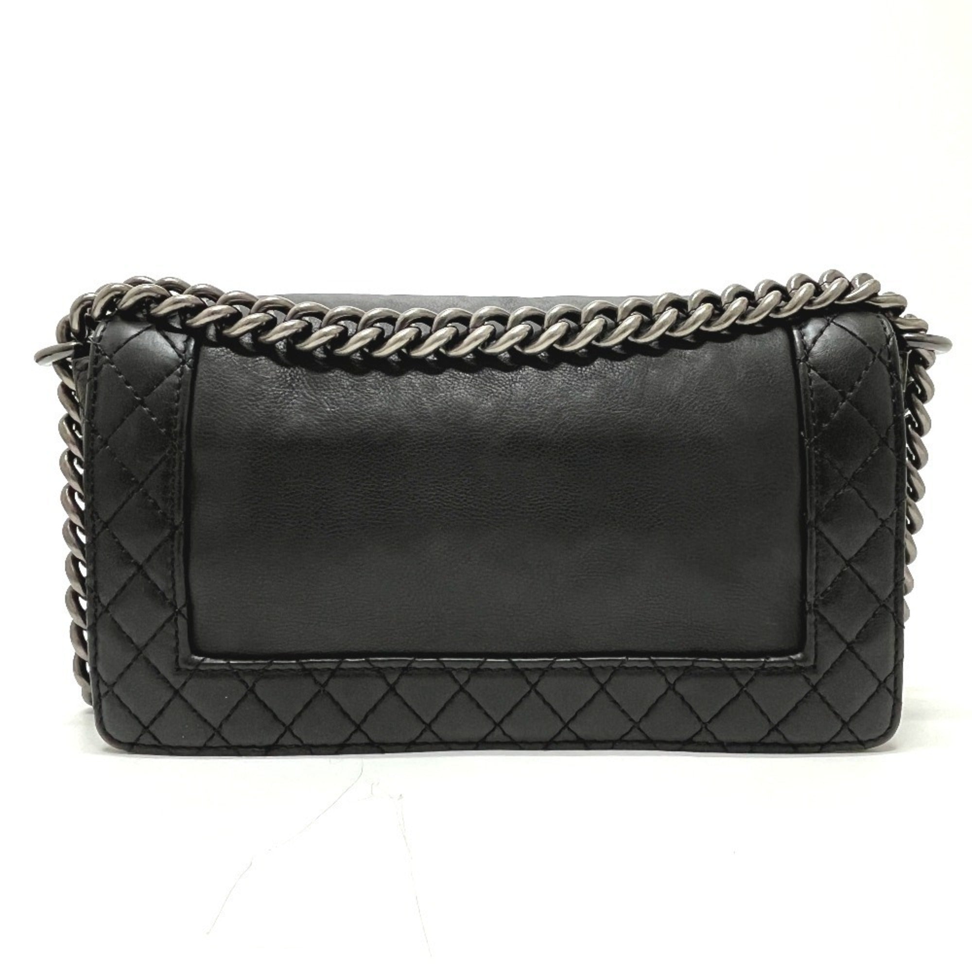 Chanel Boy Chanel Black Leather Shoulder Bag (Pre-Owned)