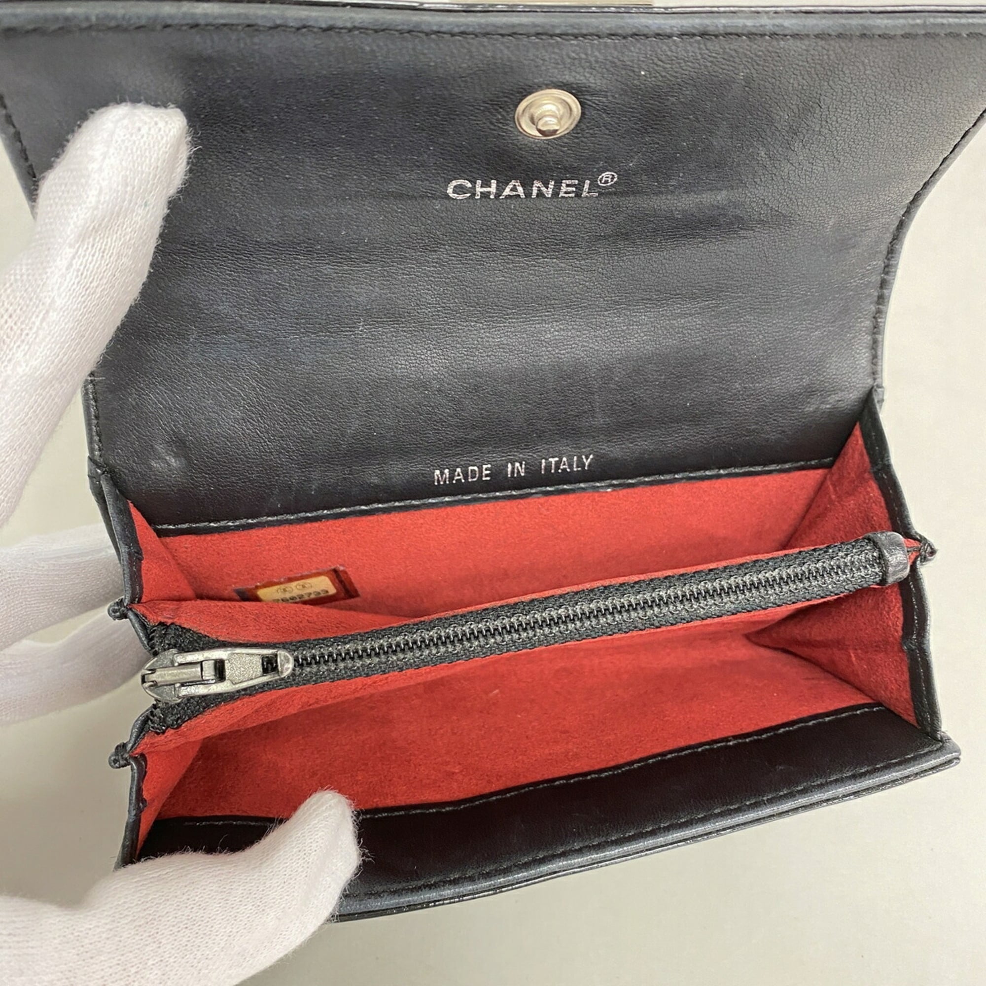 Chanel Black Patent Leather Coin Purse/Coin Case (Pre-Owned)