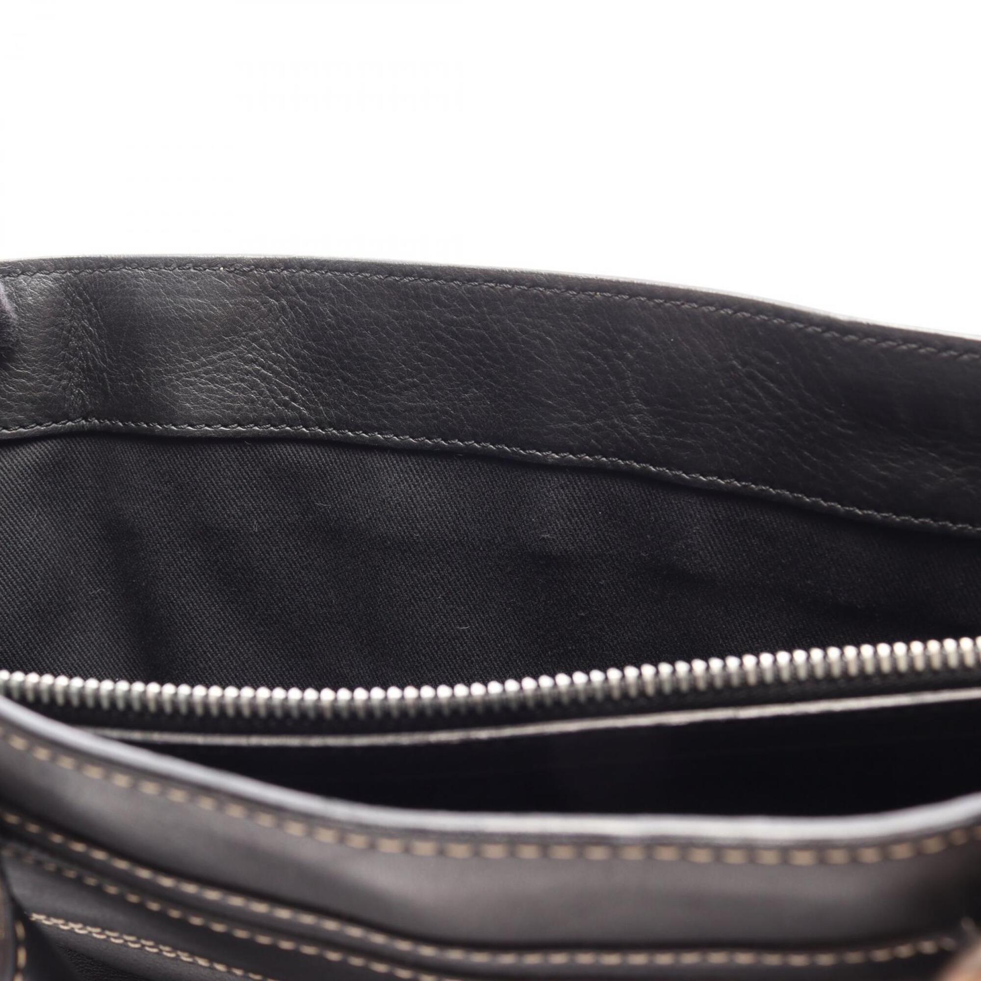 Celine Black Leather Handbag (Pre-Owned)