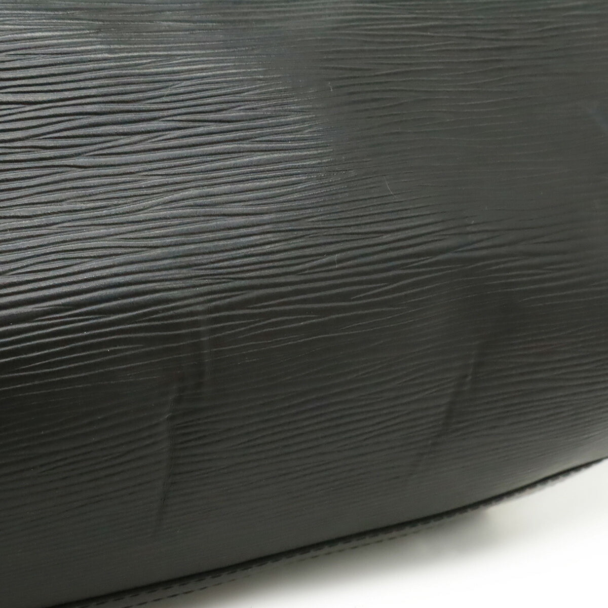 Louis Vuitton Black Noir Epi Leather Handbag (Pre-Owned)