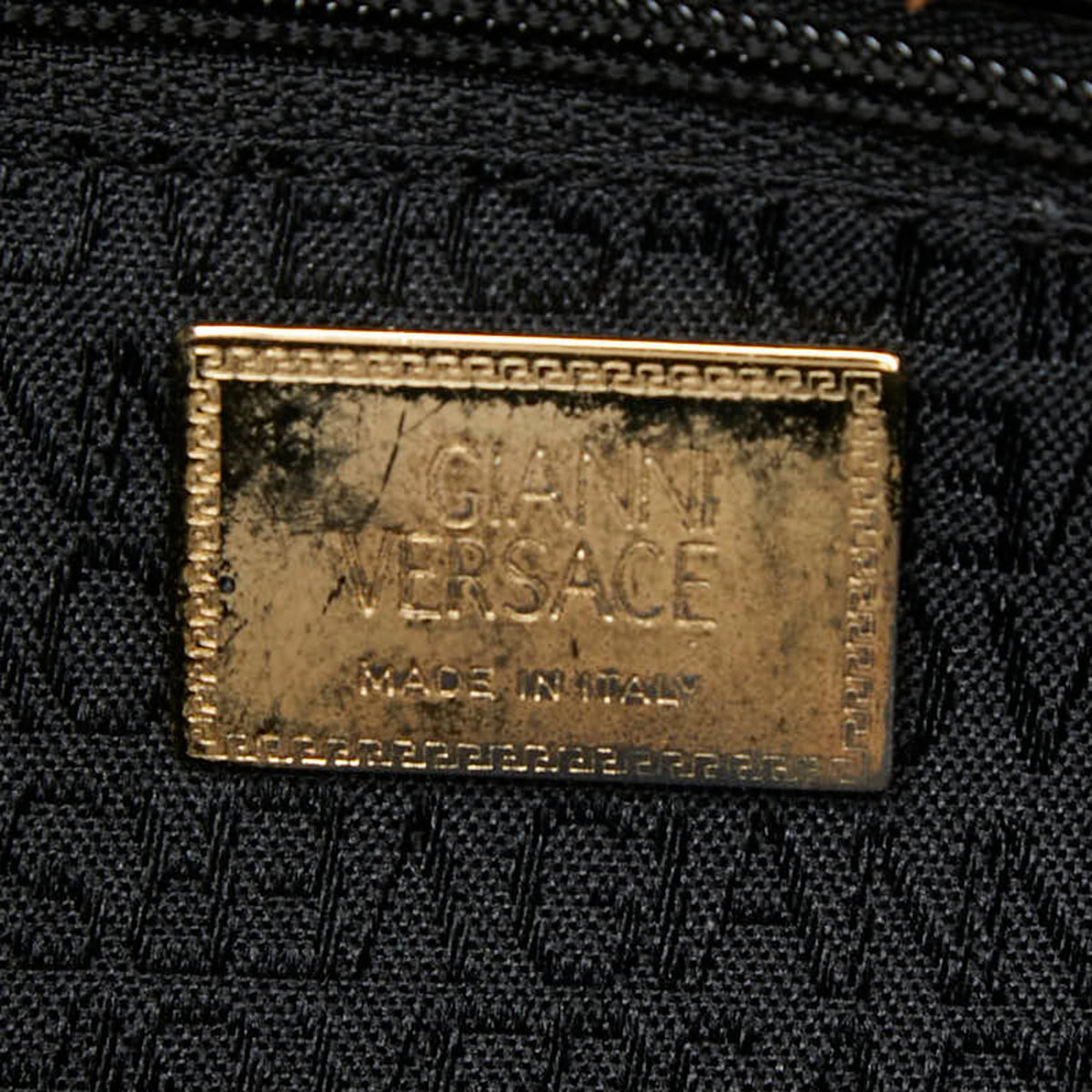 Versace Black Leather Shoulder Bag (Pre-Owned)