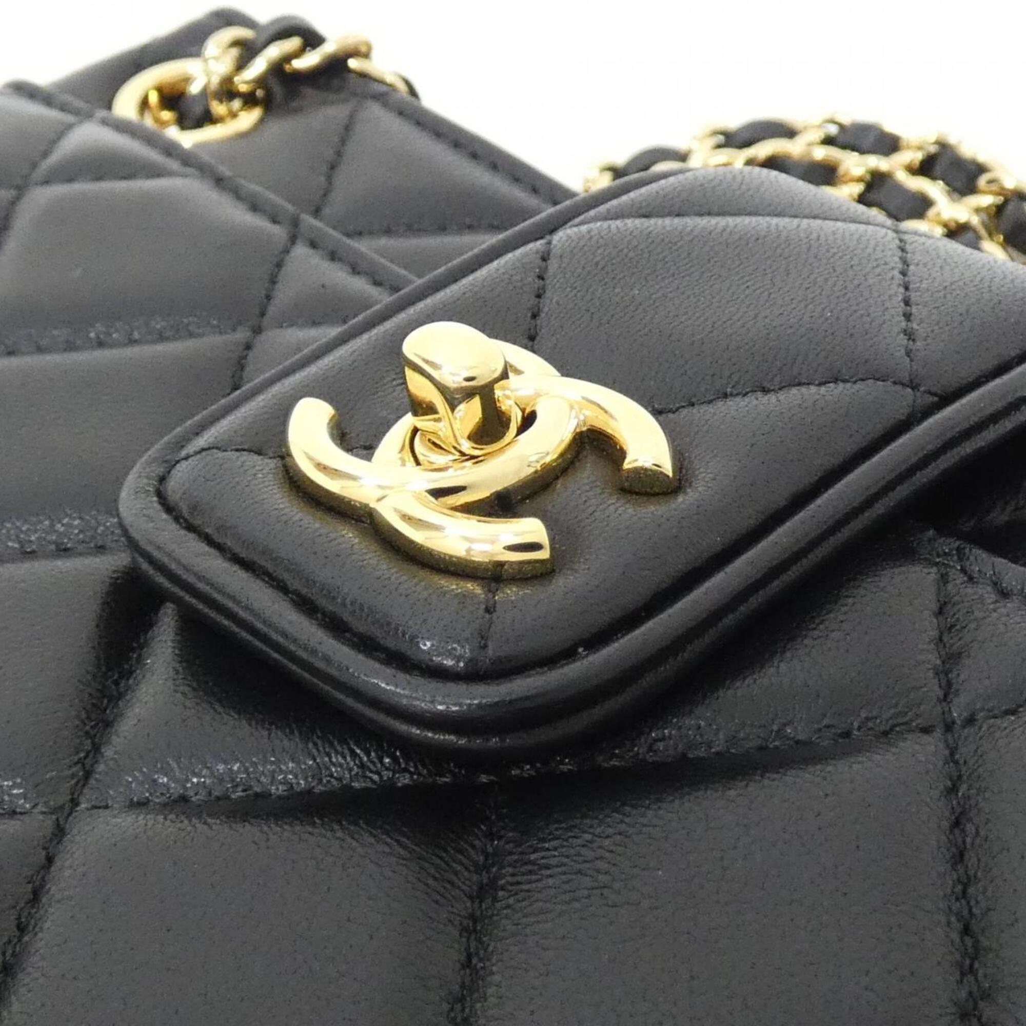 Chanel Black Leather Handbag Shoulder Bag (Pre-Owned)