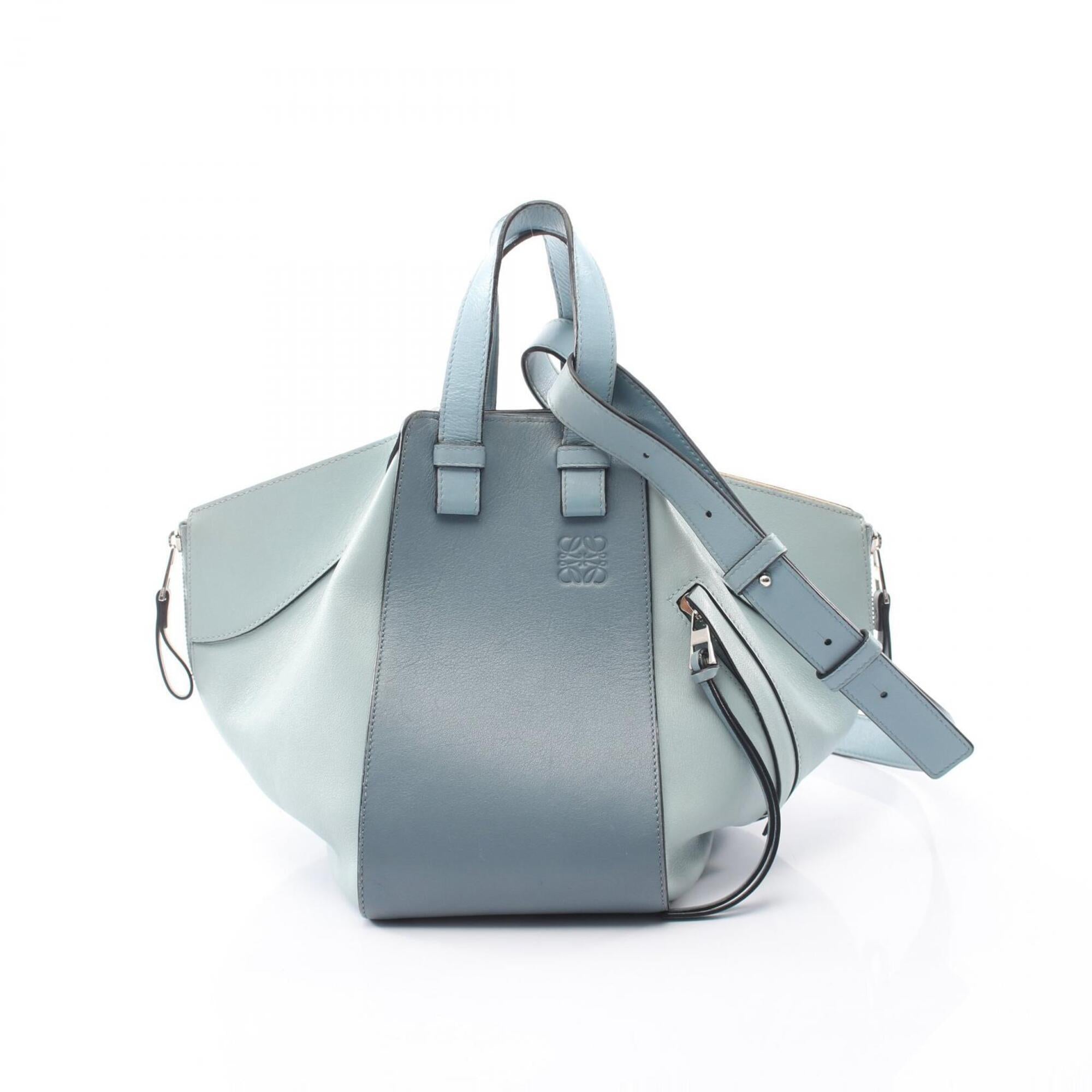Loewe Blue Leather Handbag (Pre-Owned)