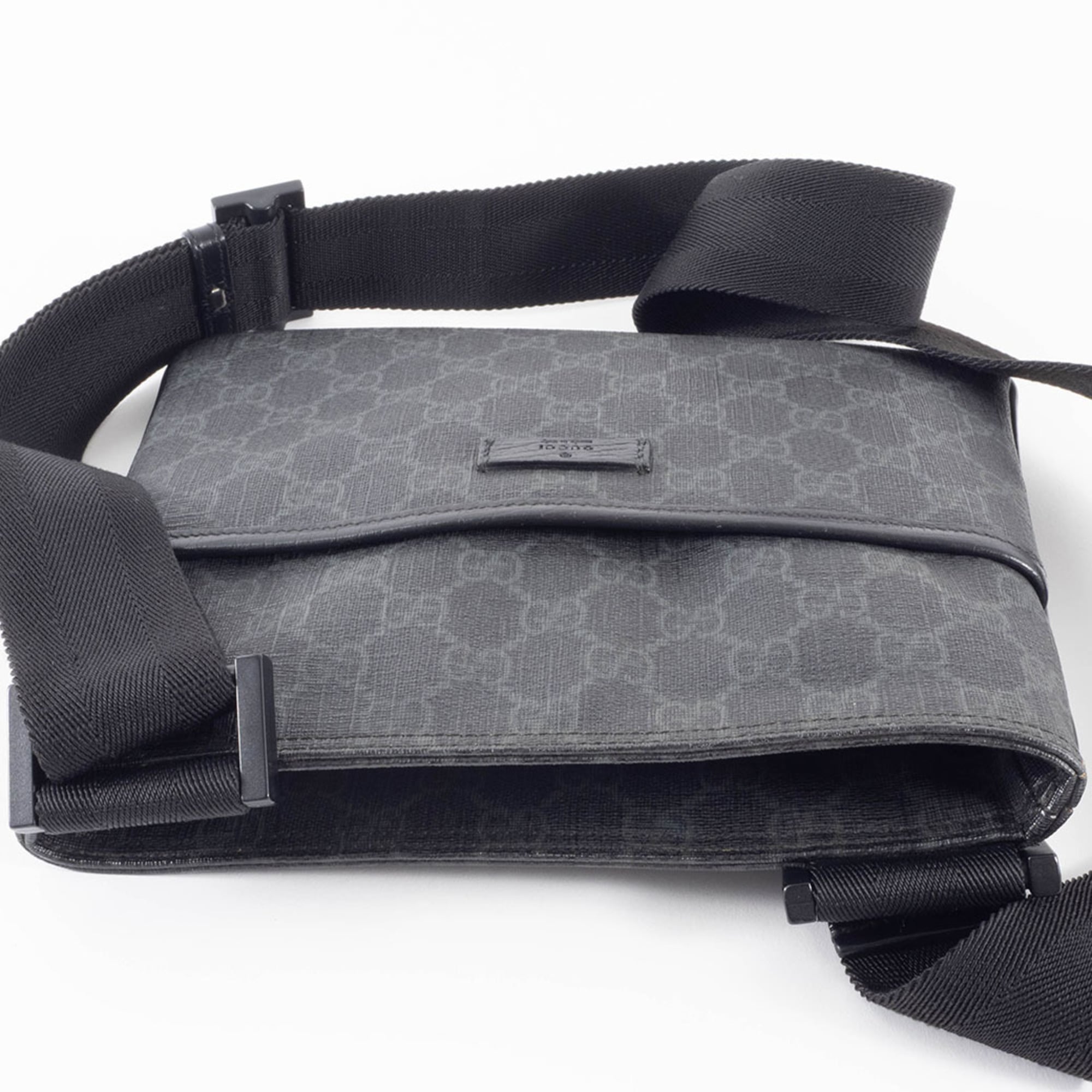 Gucci Gray Gg Supreme Leather Shoulder Bag (Pre-Owned)