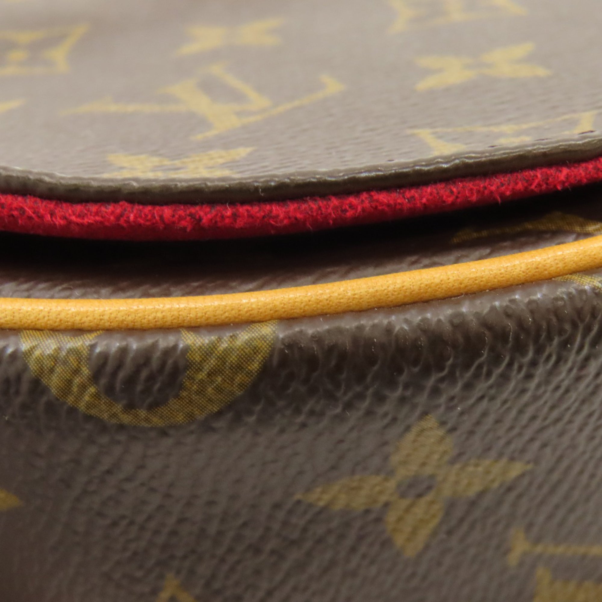 Louis Vuitton Monogram Monogram Shoulder Bag (Pre-Owned)