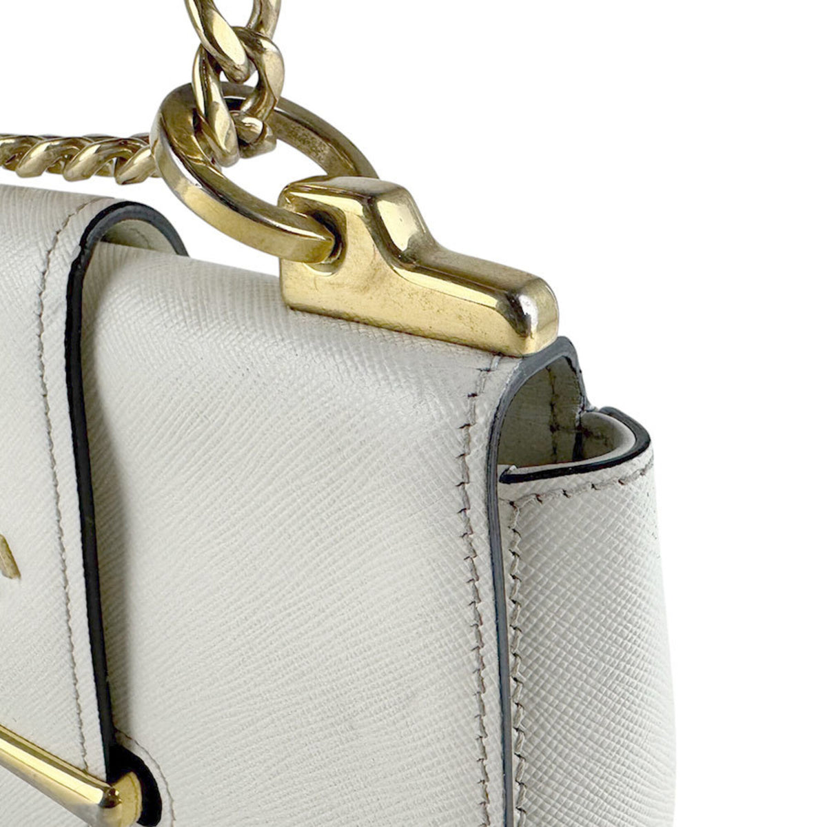 Prada White Leather Shoulder Bag (Pre-Owned)