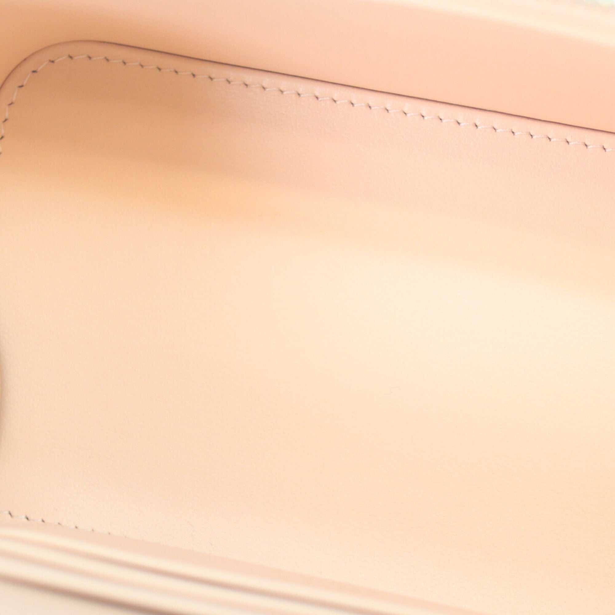 Chanel Pink Grained Calfskin Shoulder Bag (Pre-Owned)
