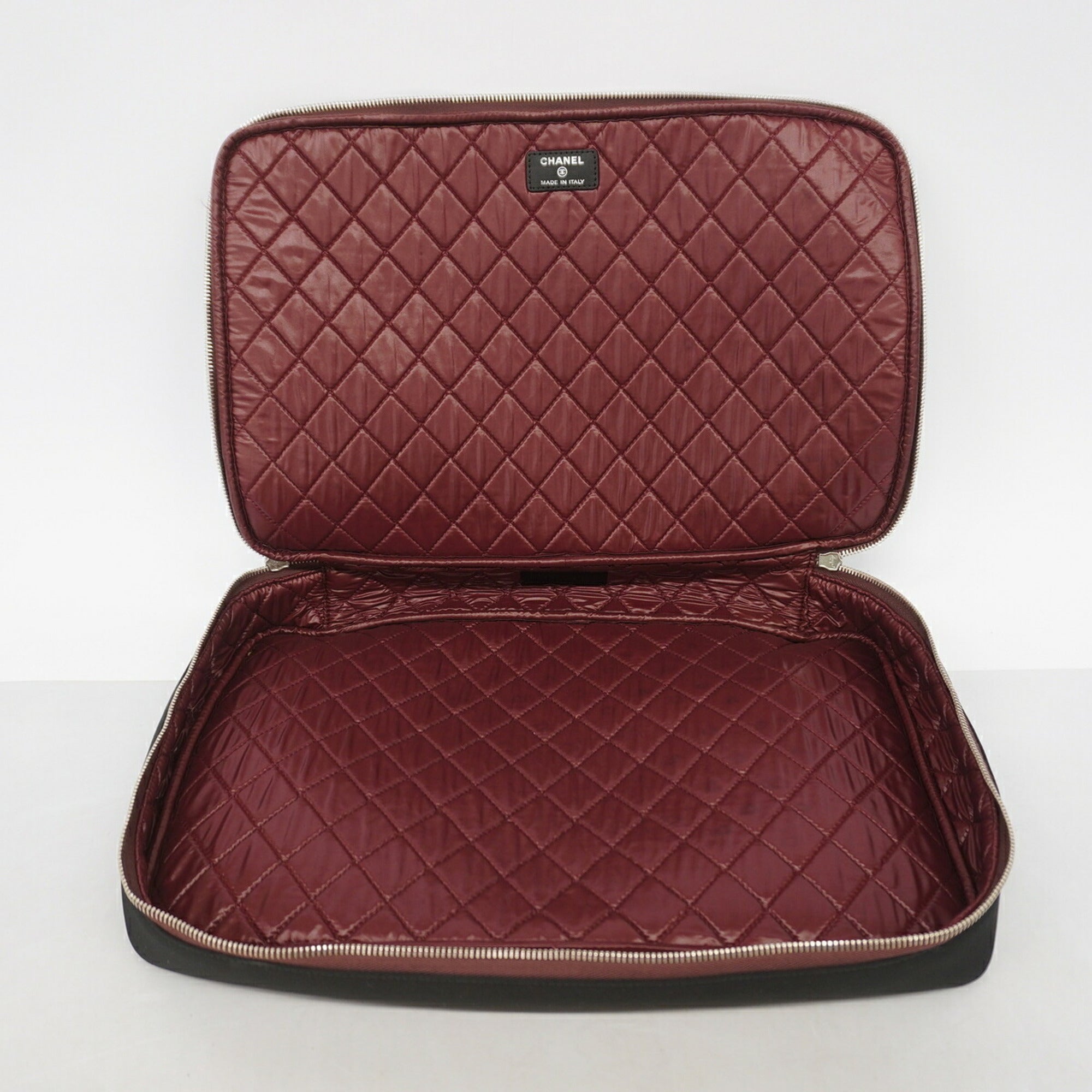 Chanel Black Nylon Laptop Bag (Pre-Owned)