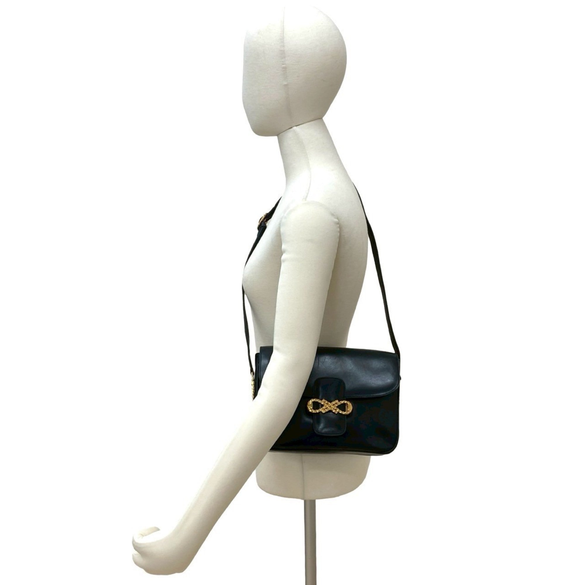 Celine Black Leather Pochette Shoulder Bag (Pre-Owned)