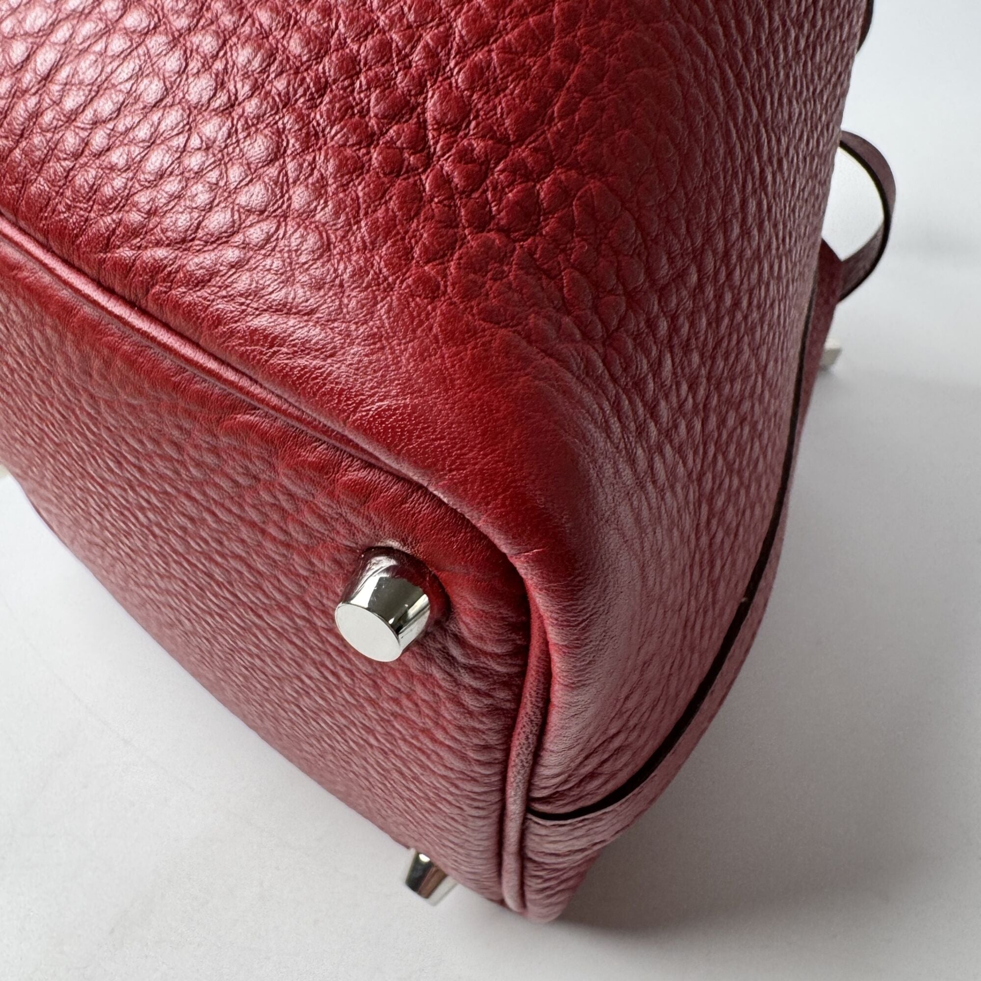Hermes Rouge H Taurillon Clemence Leather Handbag (Pre-Owned)