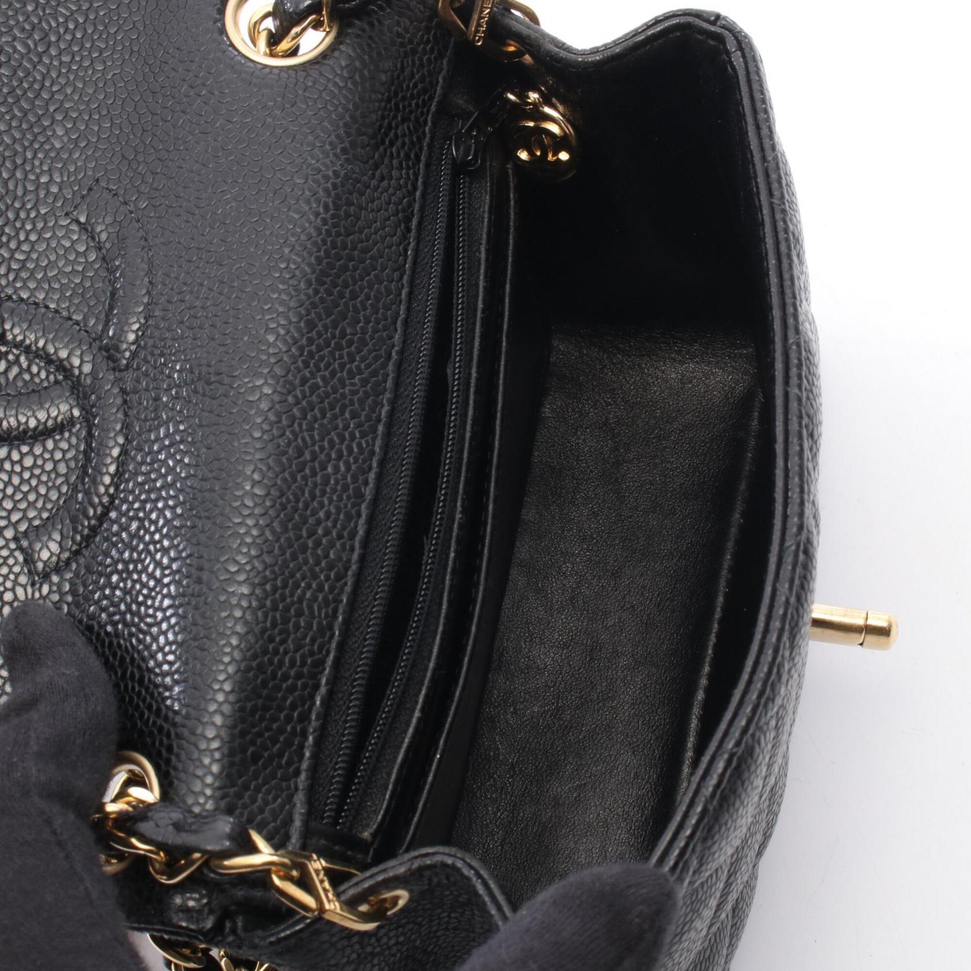 Chanel Black Grained Calfskin Handbag Shoulder Bag (Pre-Owned)