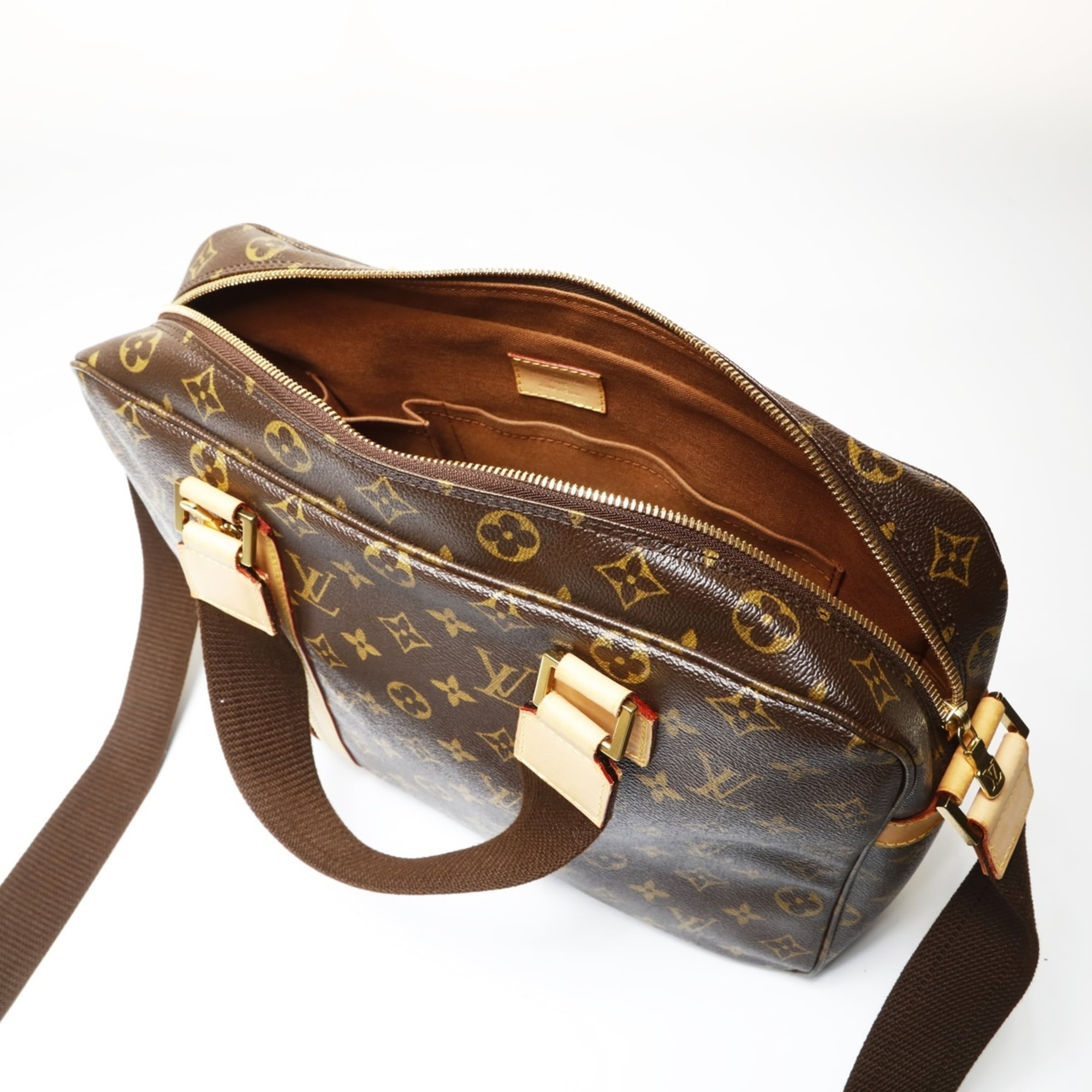 Louis Vuitton Brown Monogram Monogram Shoulder Bag (Pre-Owned)