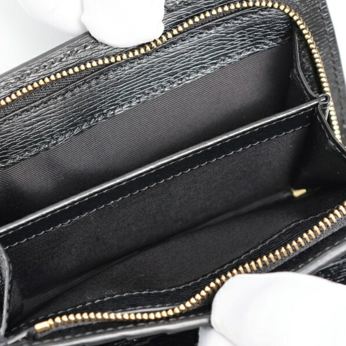 Gucci Black Leather Wallet (Bi-Fold) (Pre-Owned)