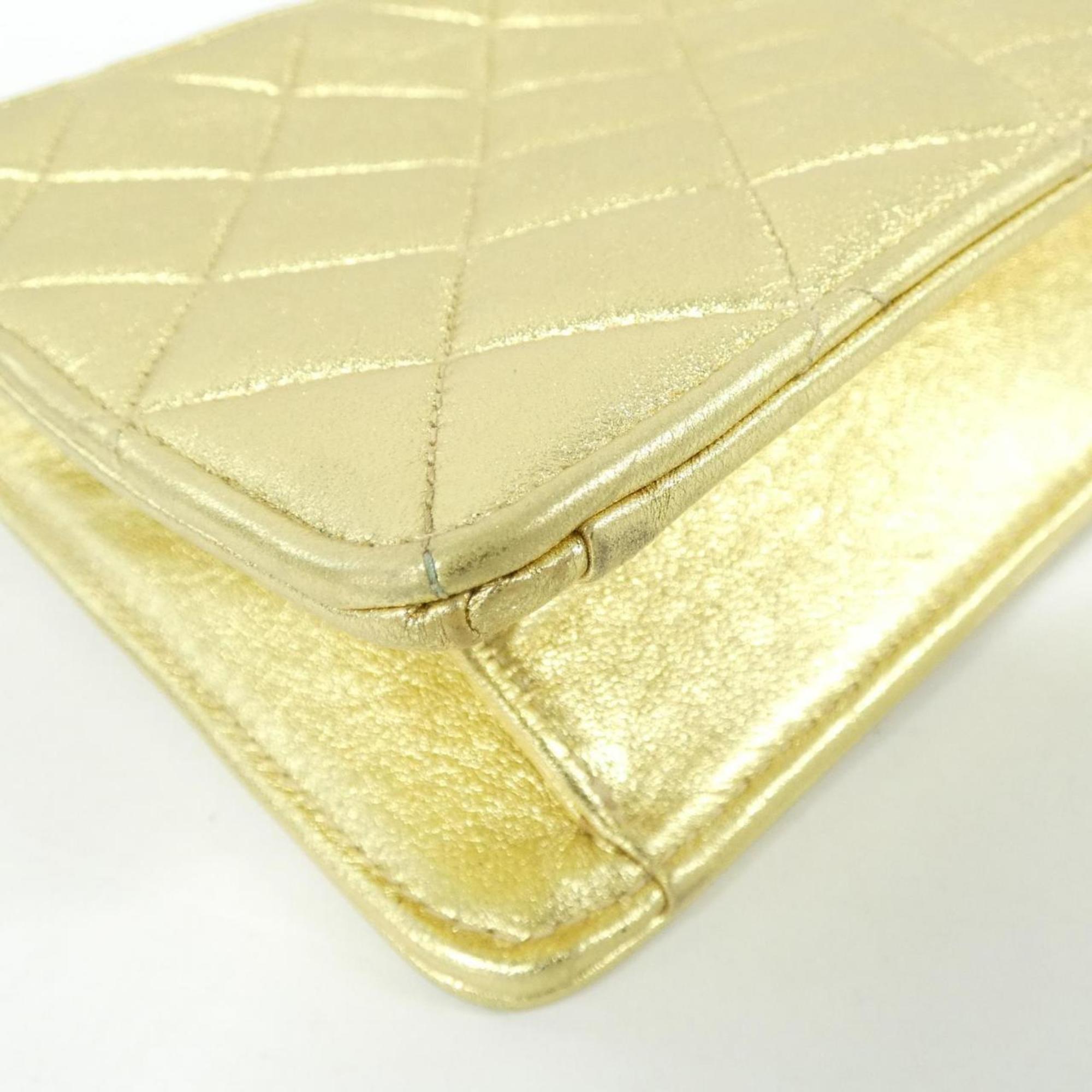 Chanel Gold Leather Handbag (Pre-Owned)